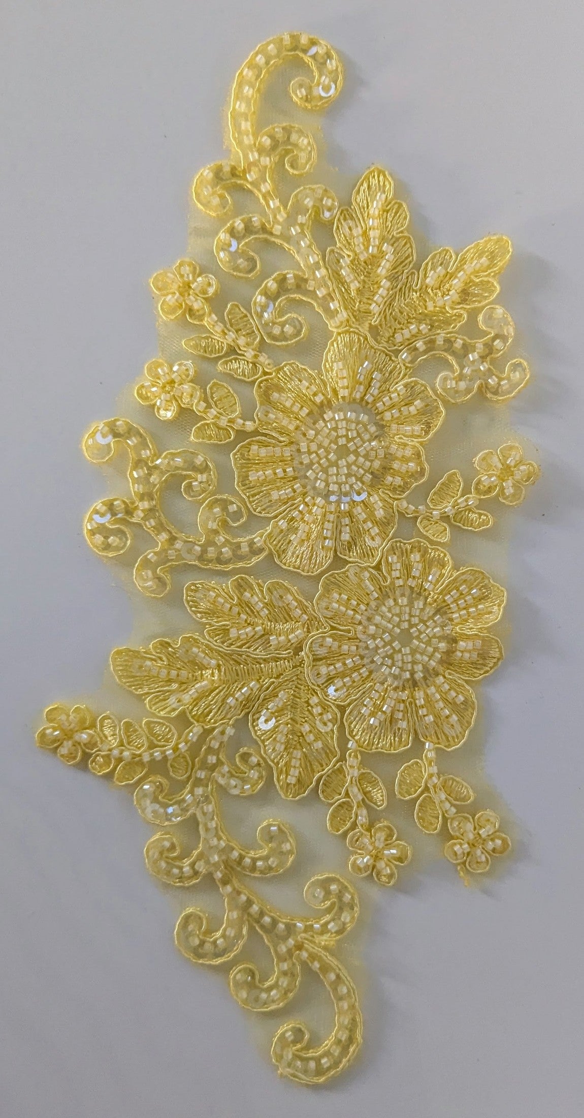 Daffodil Beaded Lace Appliqué