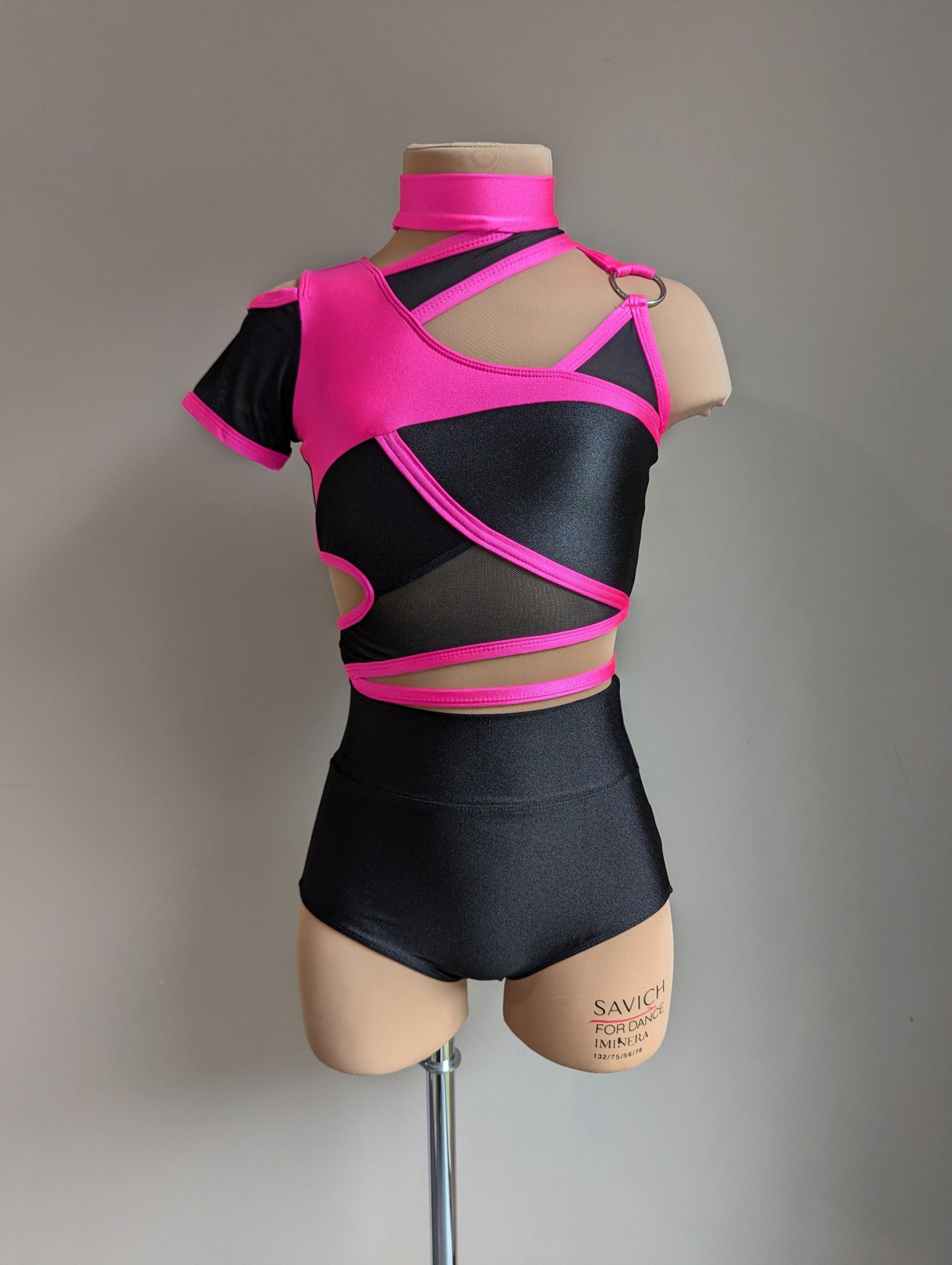 Non-Negotiable Crop - Black & Pink