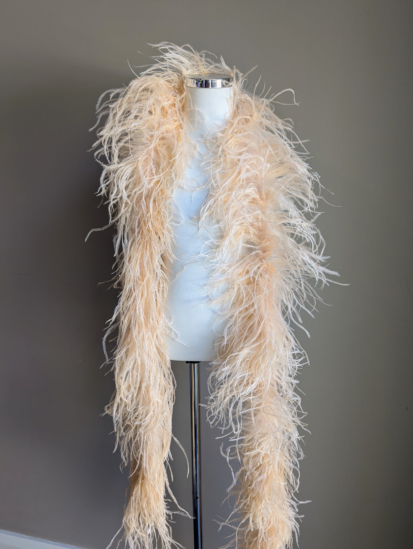 Ostrich Feather Boa 6ply - Peach Feathers