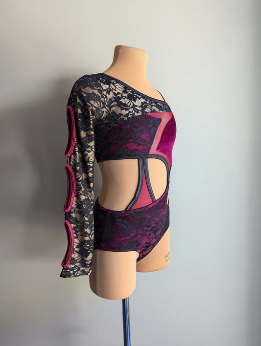 Shadow Leo - Burgundy Velvet & Black Lace