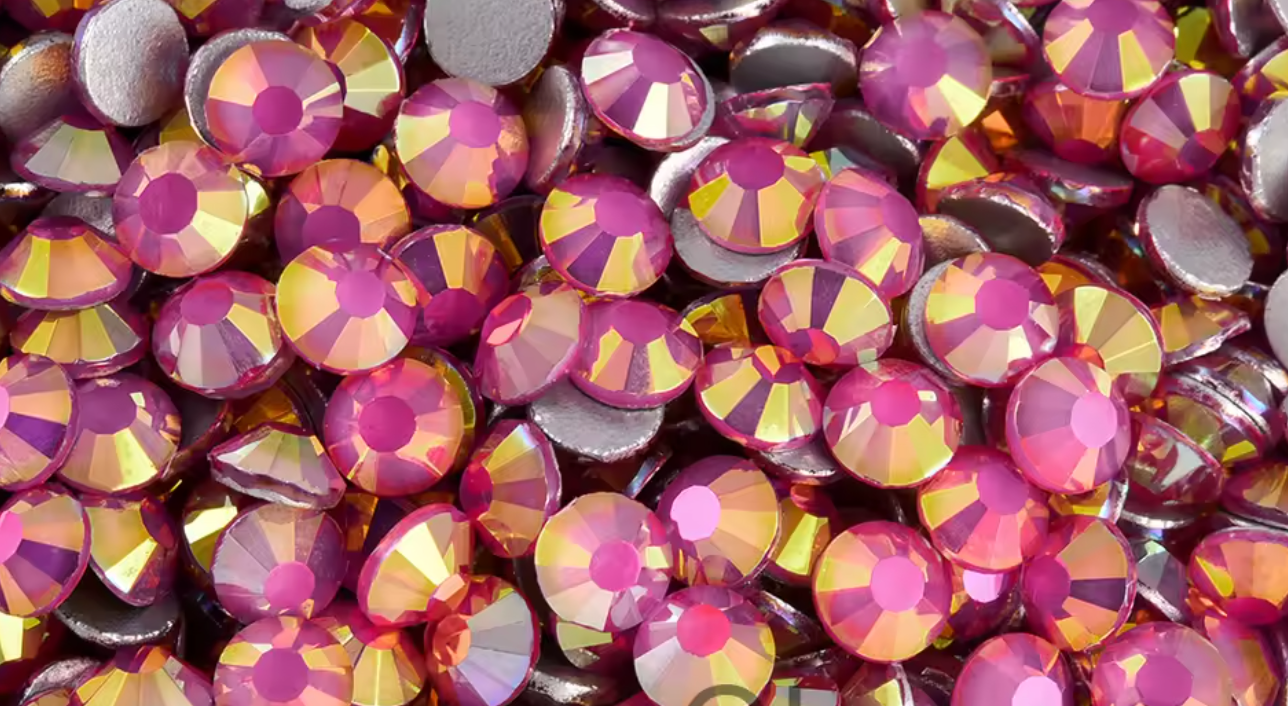 Misty Rose Glass Rhinestones Rhinestones & Flatbacks