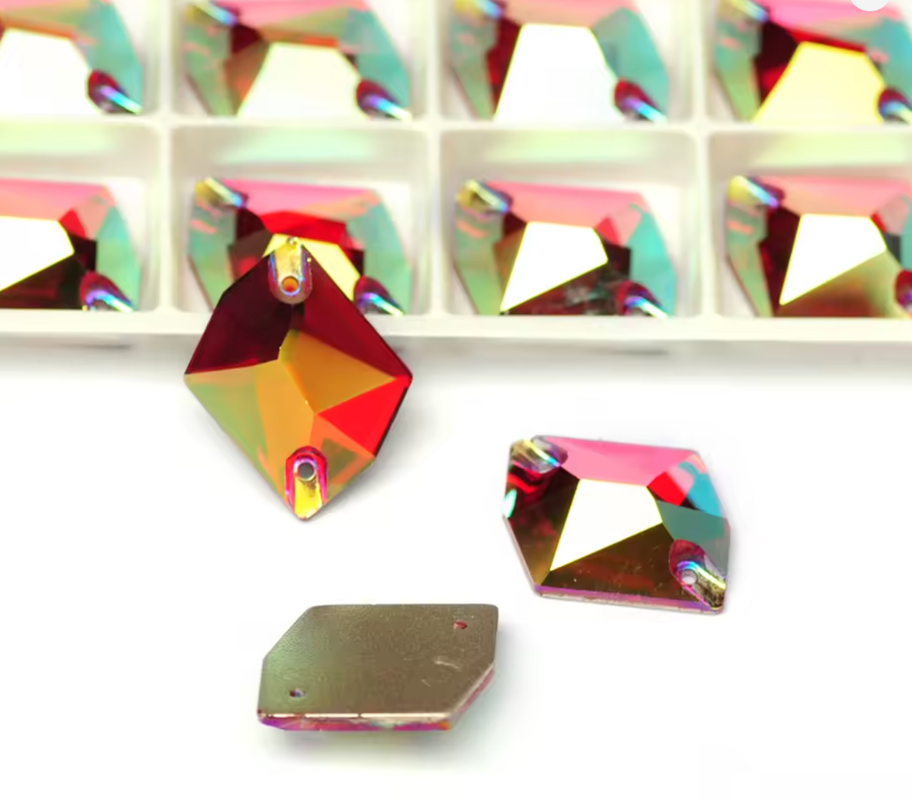 Premium Hyacinth AB Glass Squashed Squares