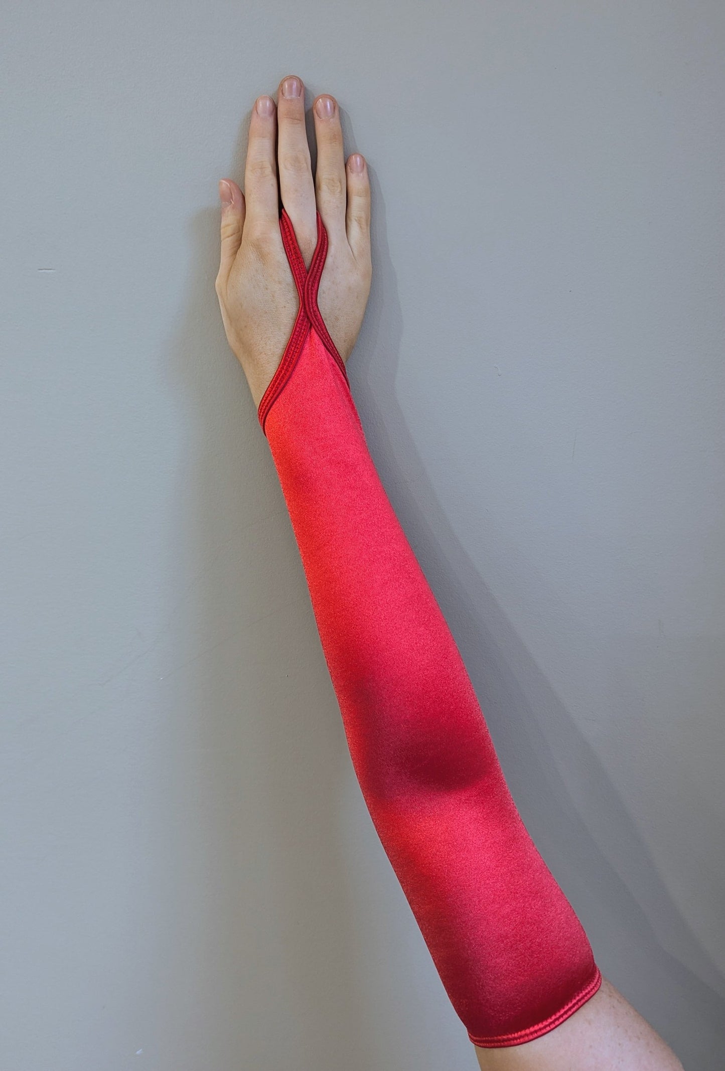 Curtain Call Long Finger Point Gloves - Red Satin
