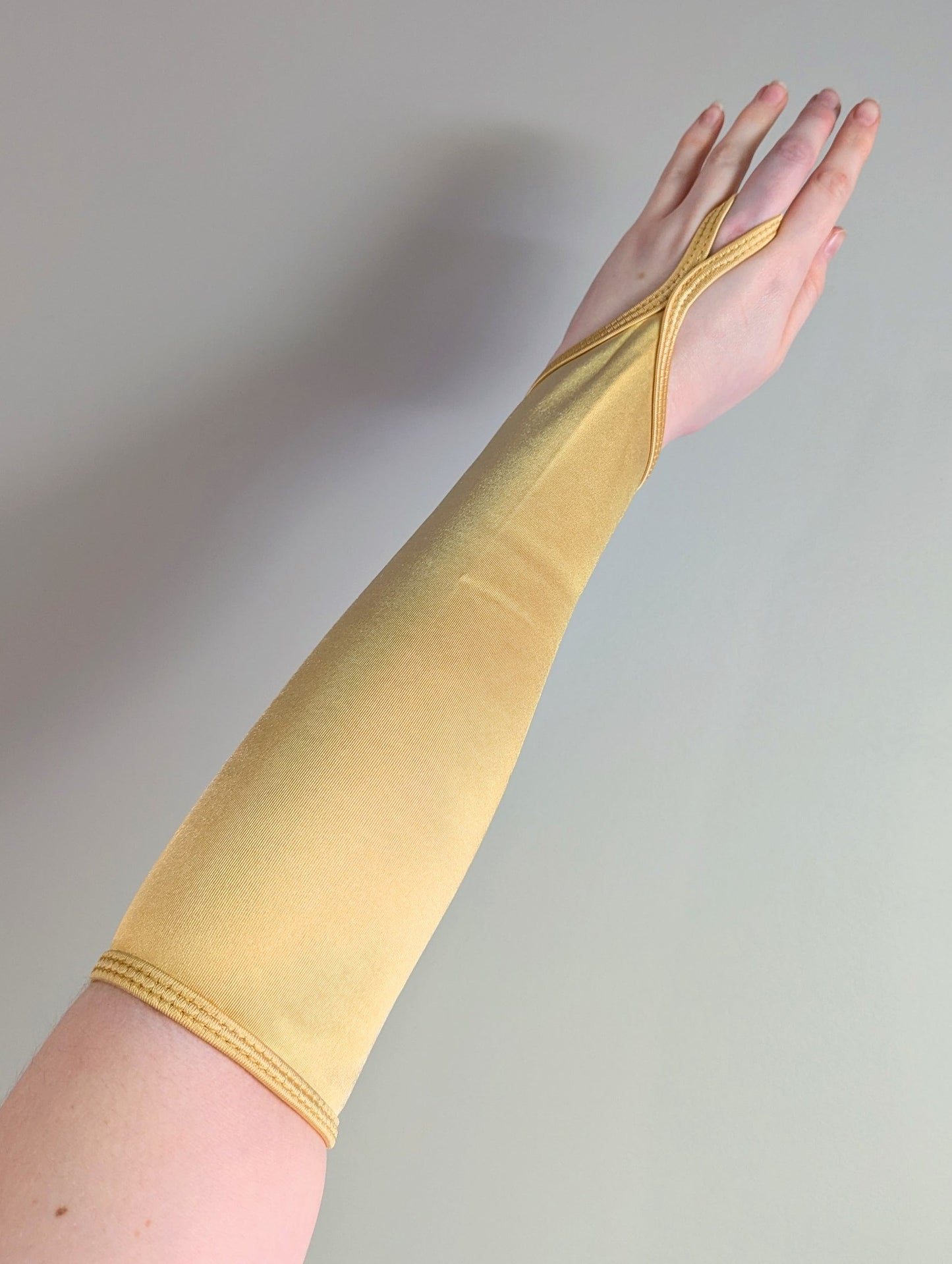 Finger Point Gloves - Gold Satin