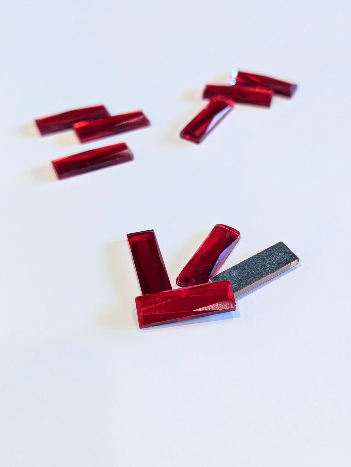 Siam Glass Baguette - 7x21mm Rhinestones & Flatbacks