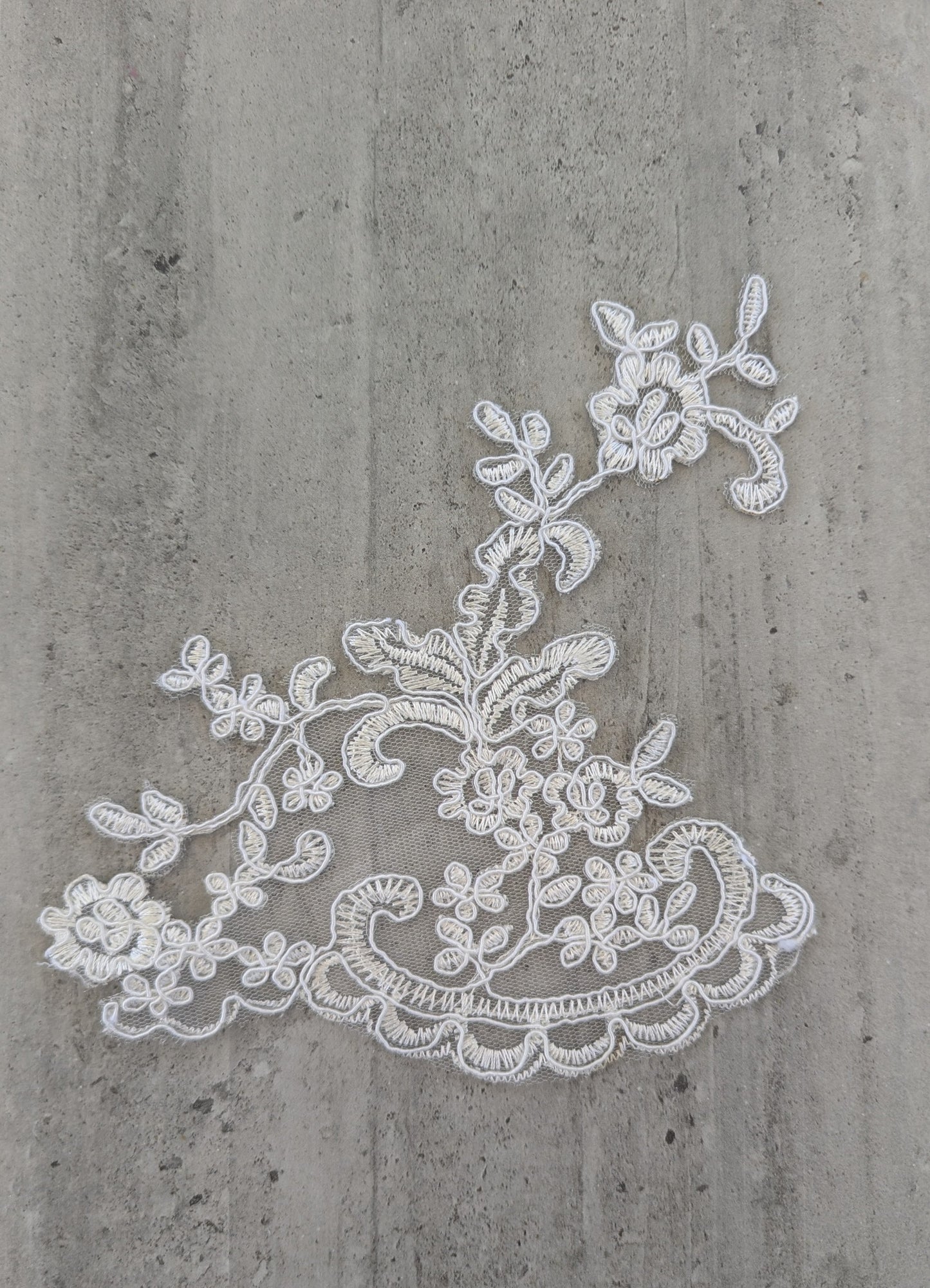 Lylia Lace Appliqué
