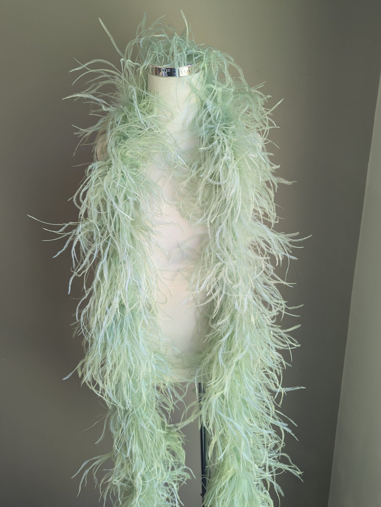 Ostrich Feather Boa 6ply - Moss Feathers