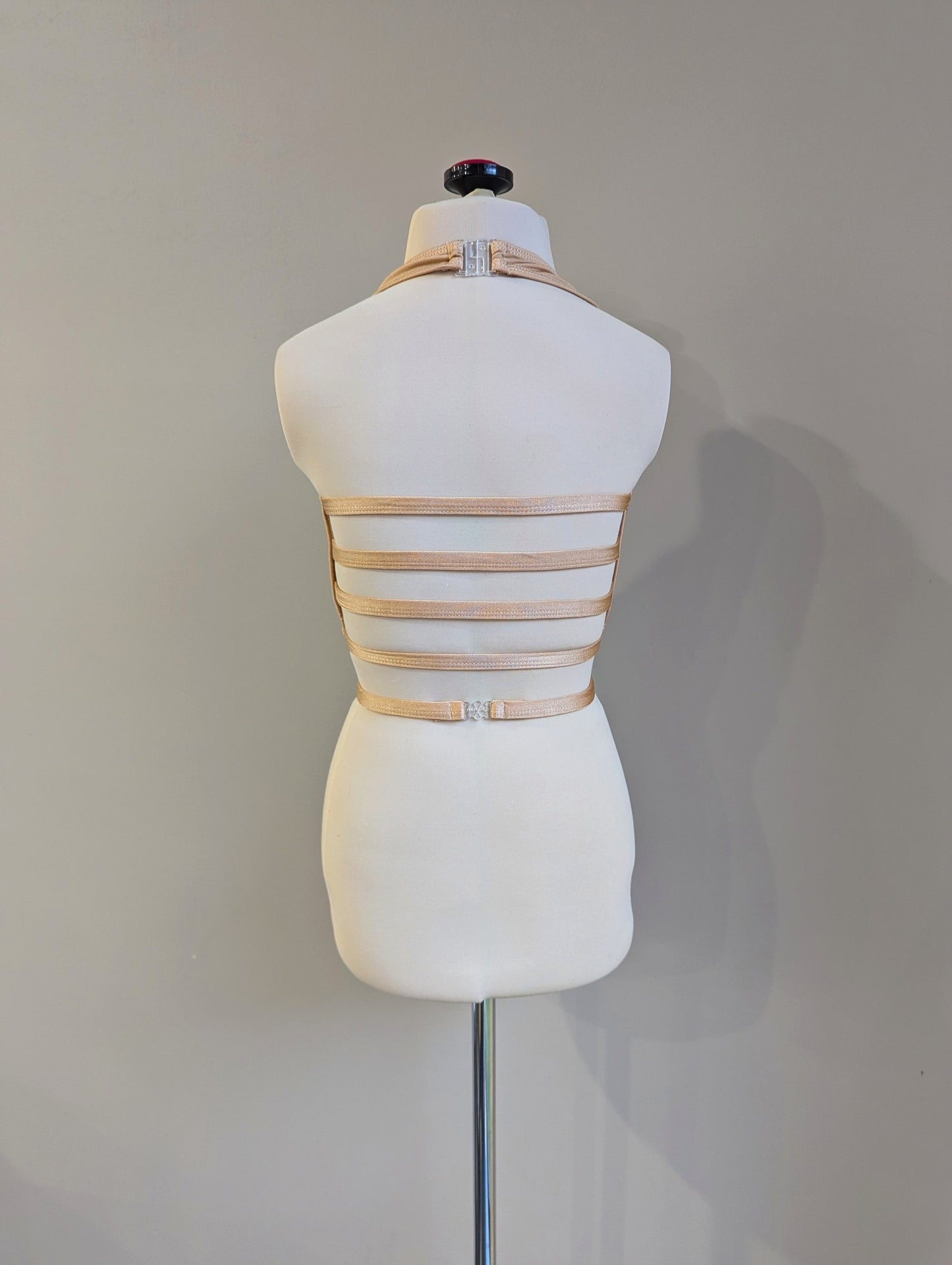 Saya Crop - Golden Nude