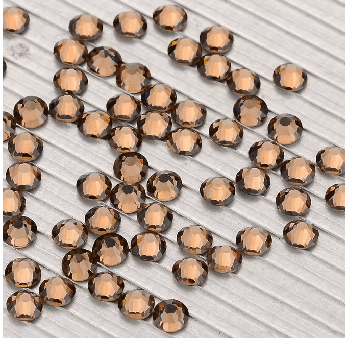 Smoke Topaz Glass Rhinestone Rhinestones & Flatbacks