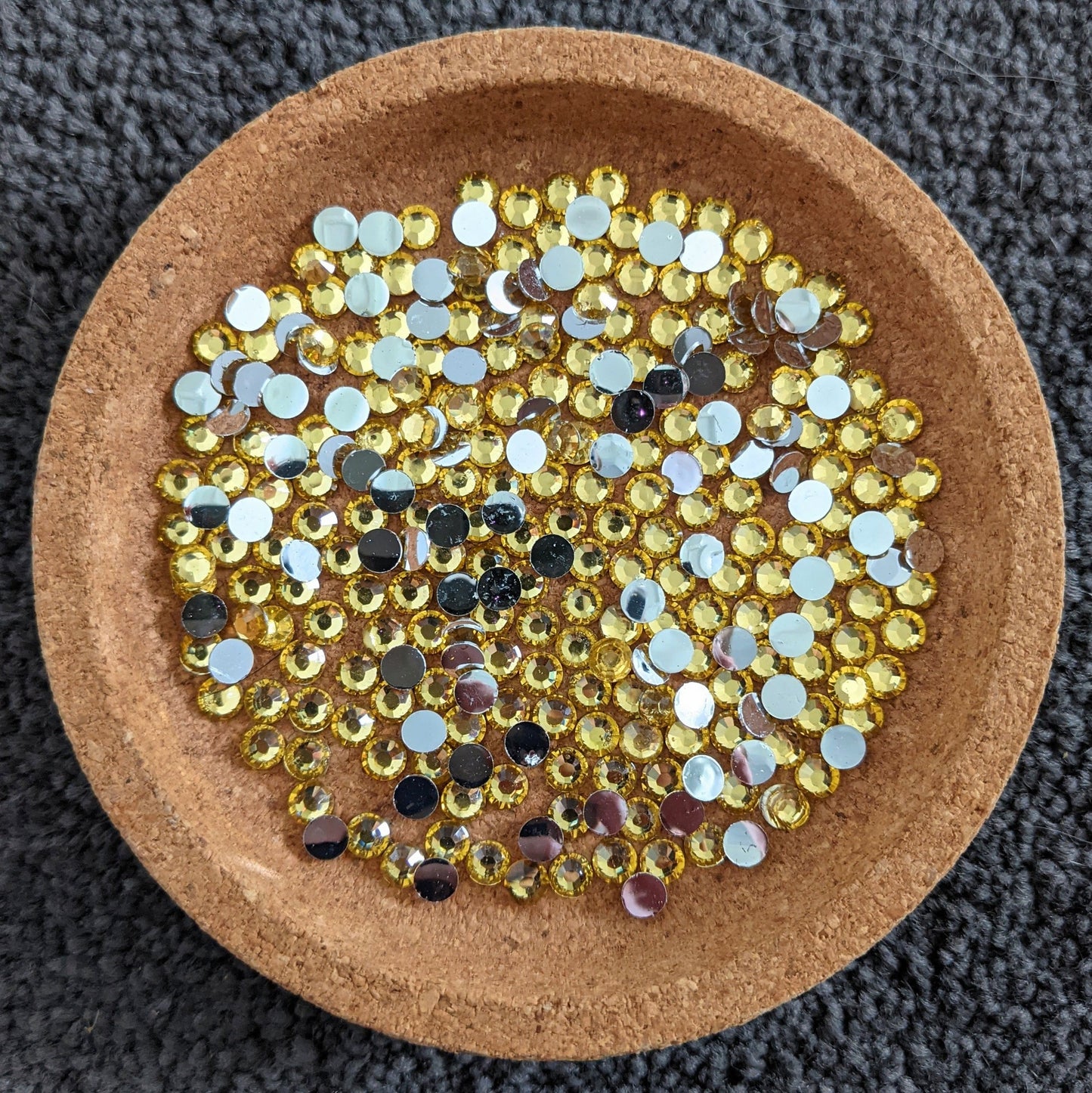 Light Topaz Resin Rhinestones & Flatbacks