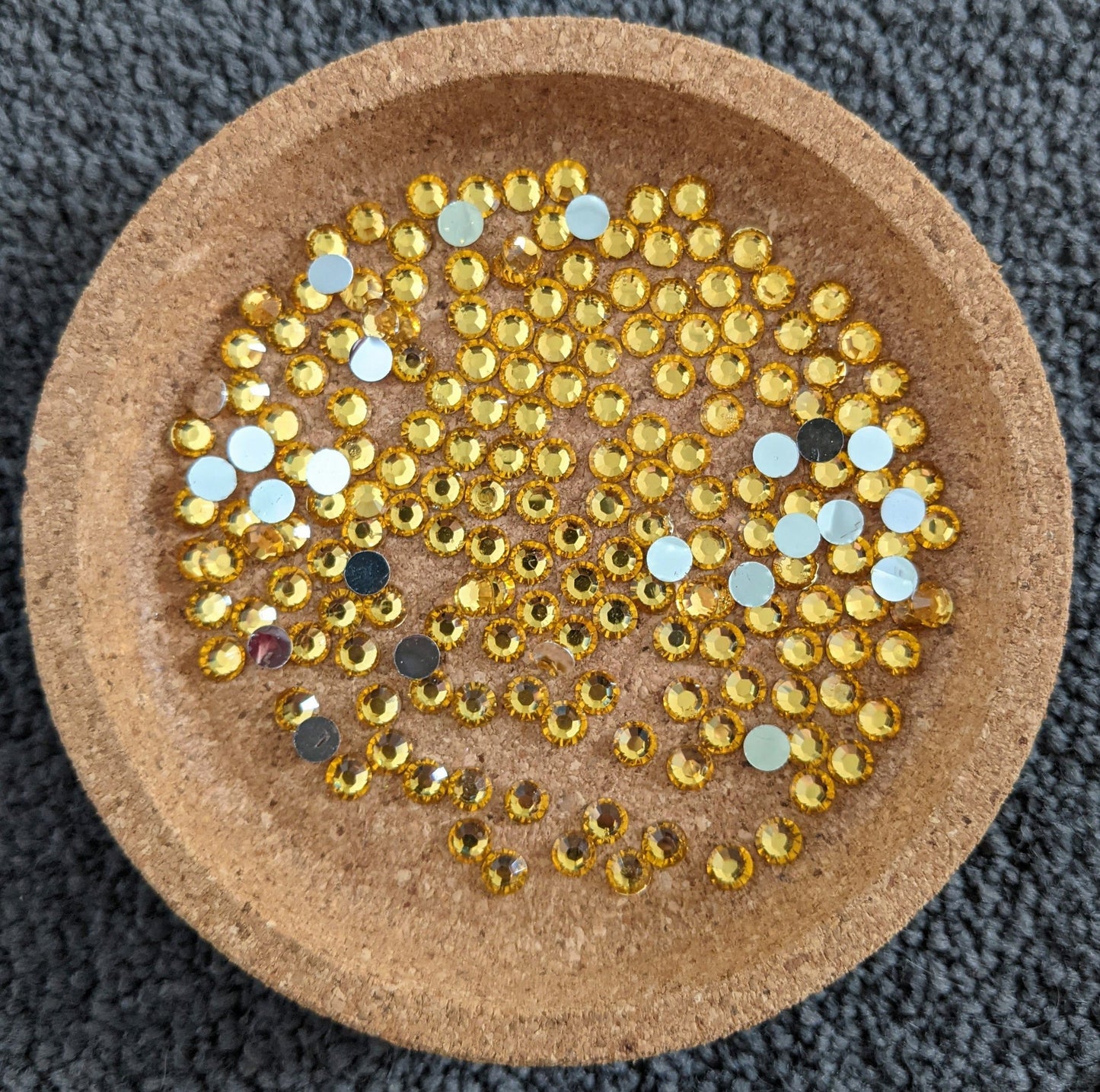 Topaz Resin Rhinestones & Flatbacks