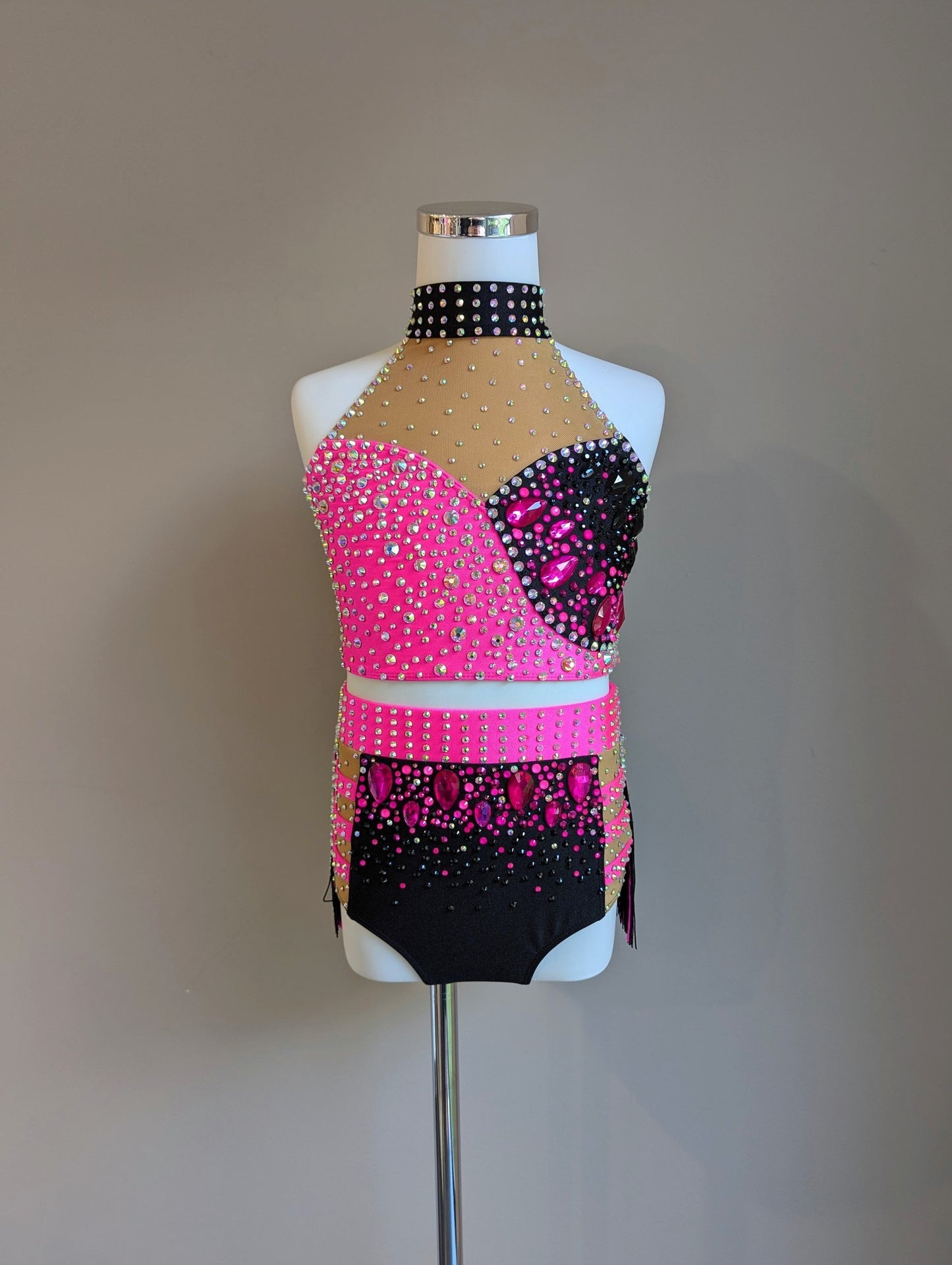 Noelle & Lucy Base with Fringing - Decorated by DMDC 