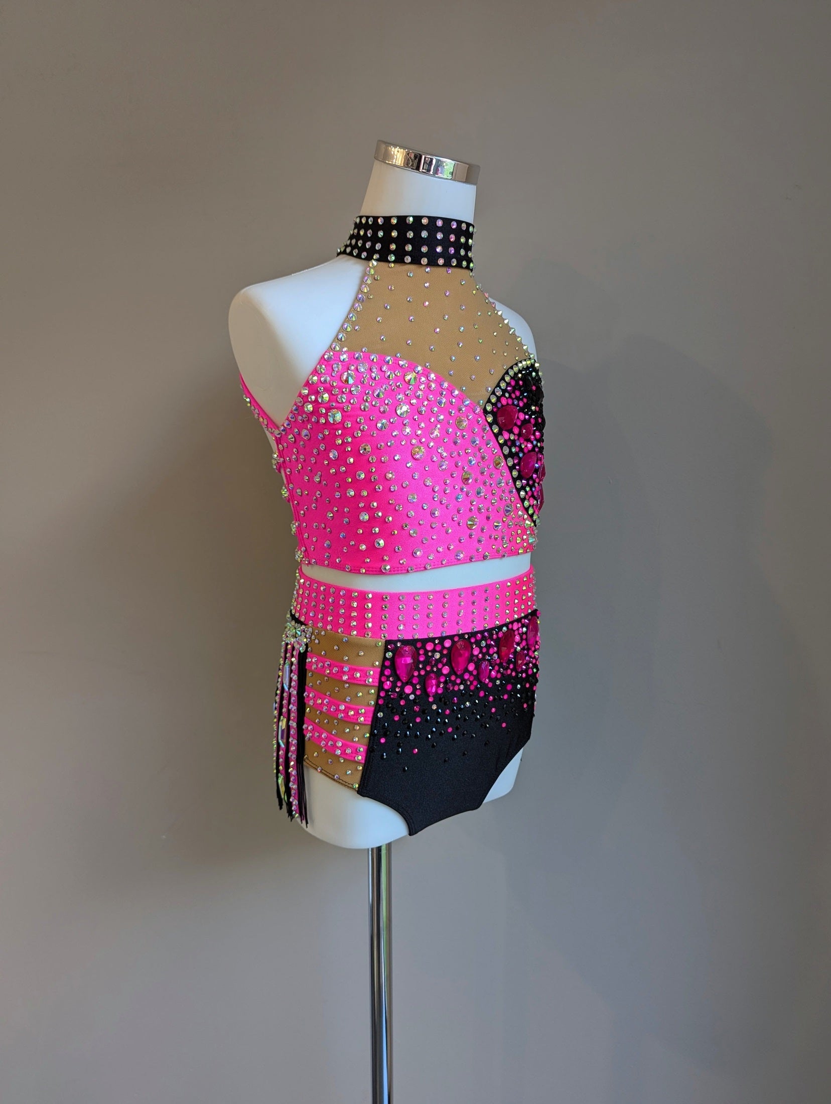 Noelle & Lucy Base with Fringing - Decorated by DMDC 