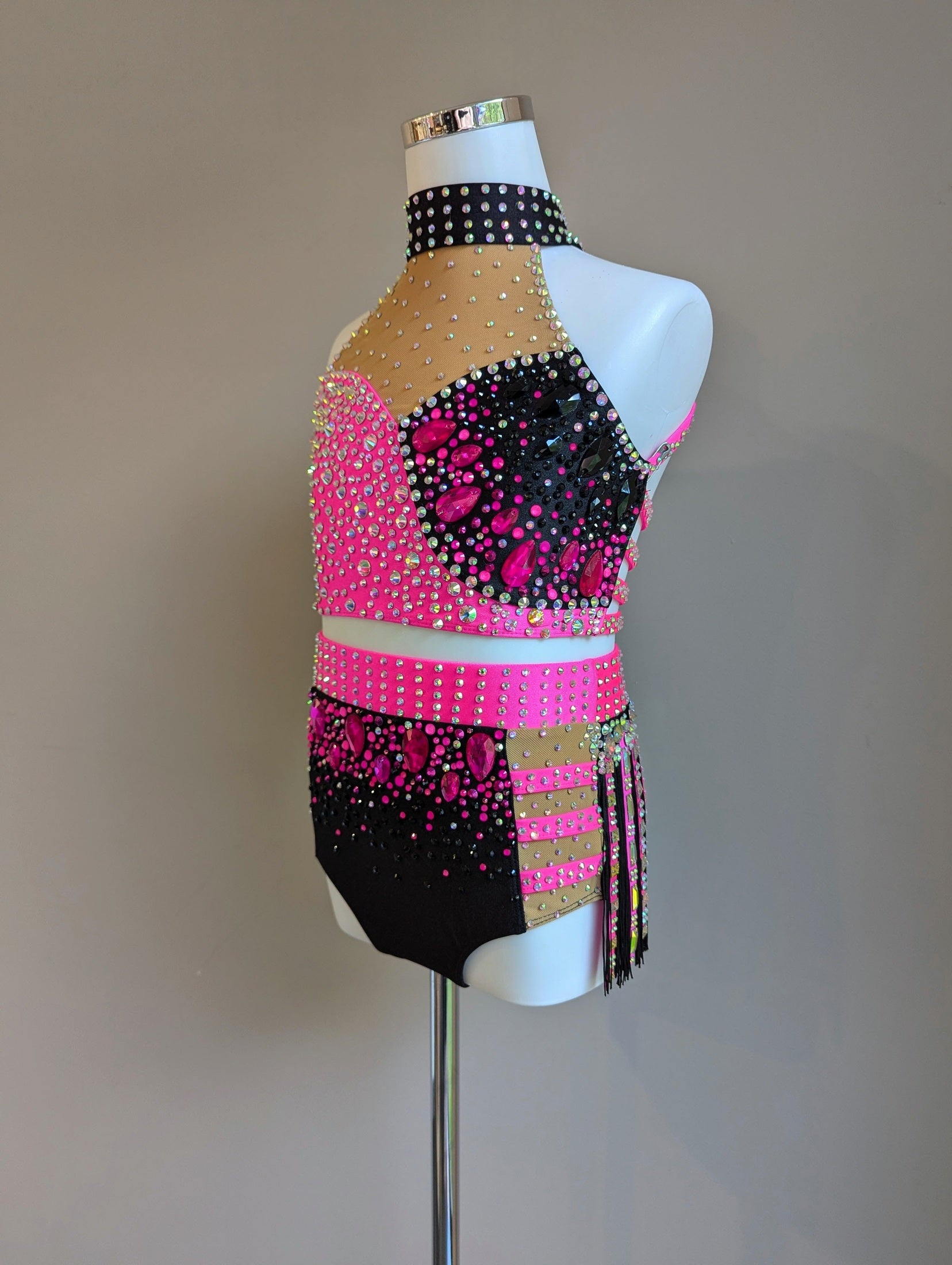 Noelle & Lucy Base with Fringing - Decorated by DMDC 