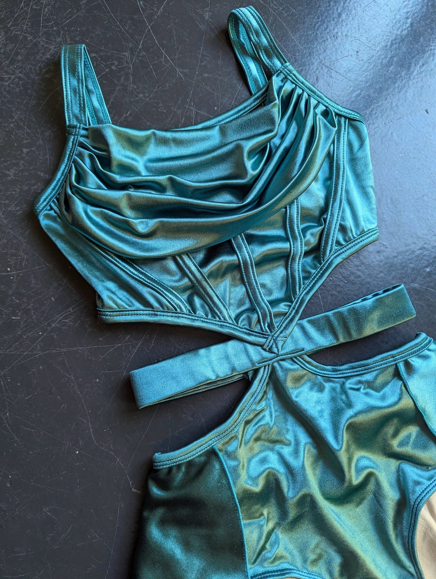 Whisper Base - Turquoise Satin 