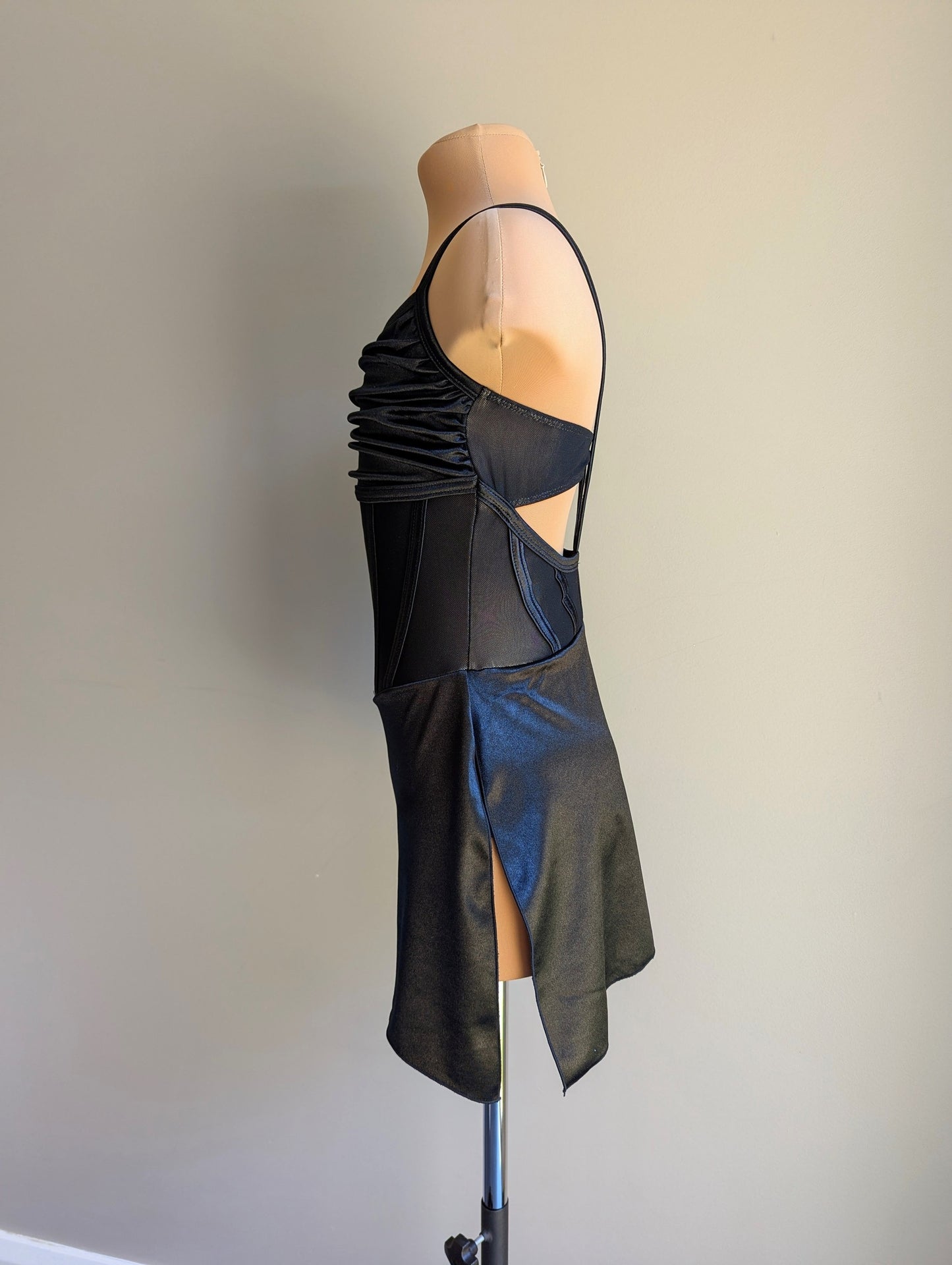 Angelina Base - Black Satin 