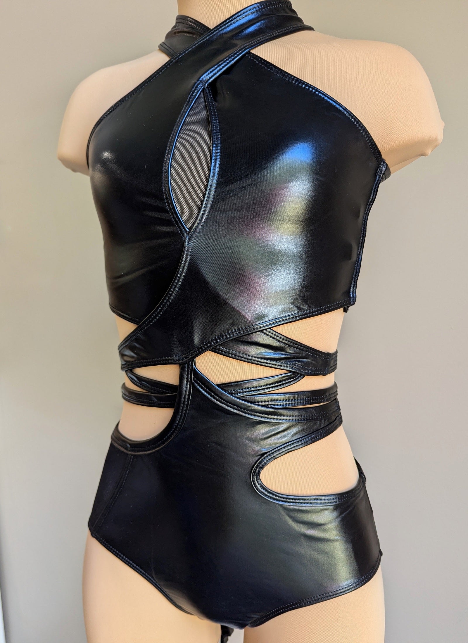 Fracture Base - Black Vinyl 