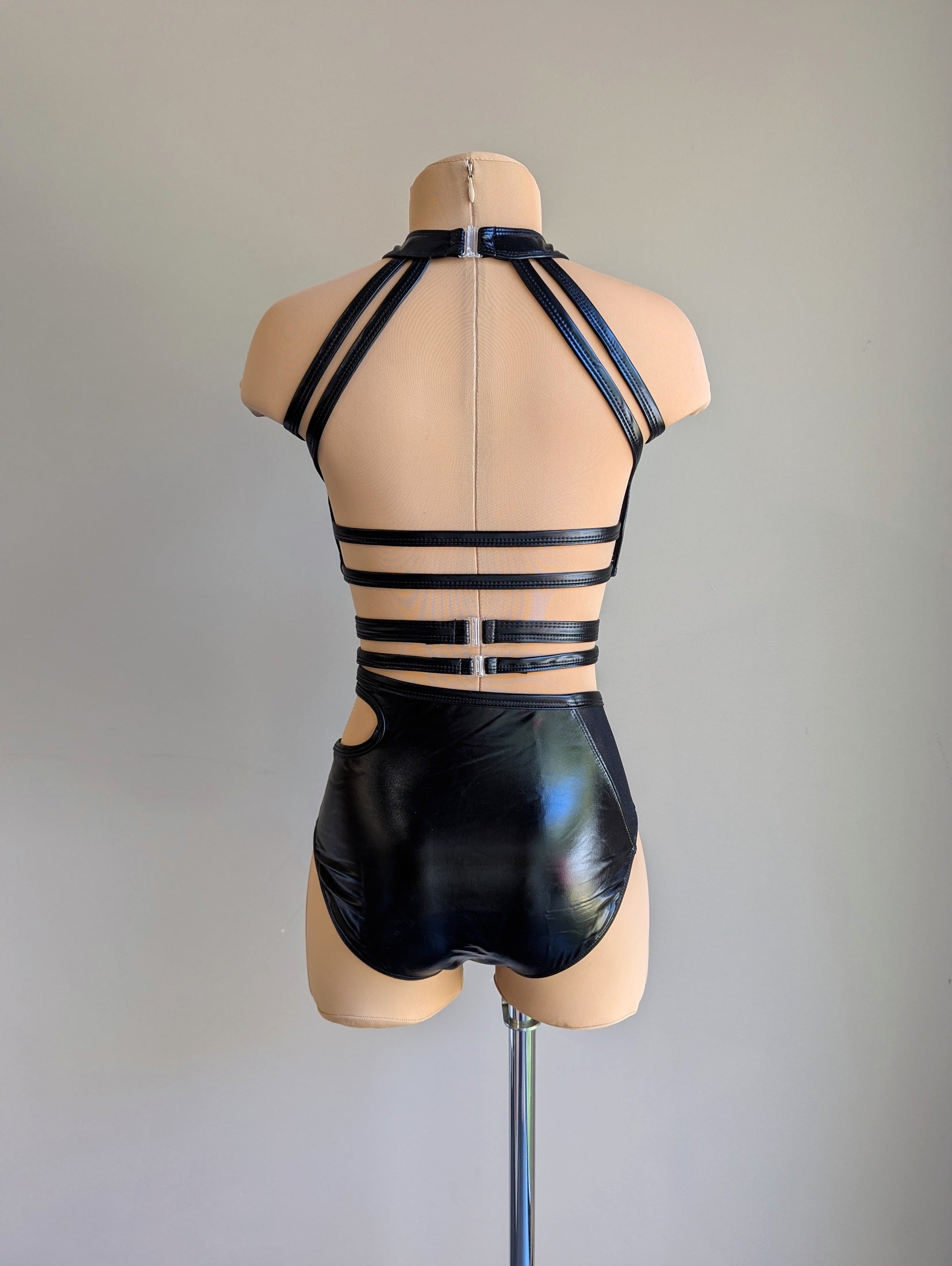 Fracture Base - Black Vinyl 