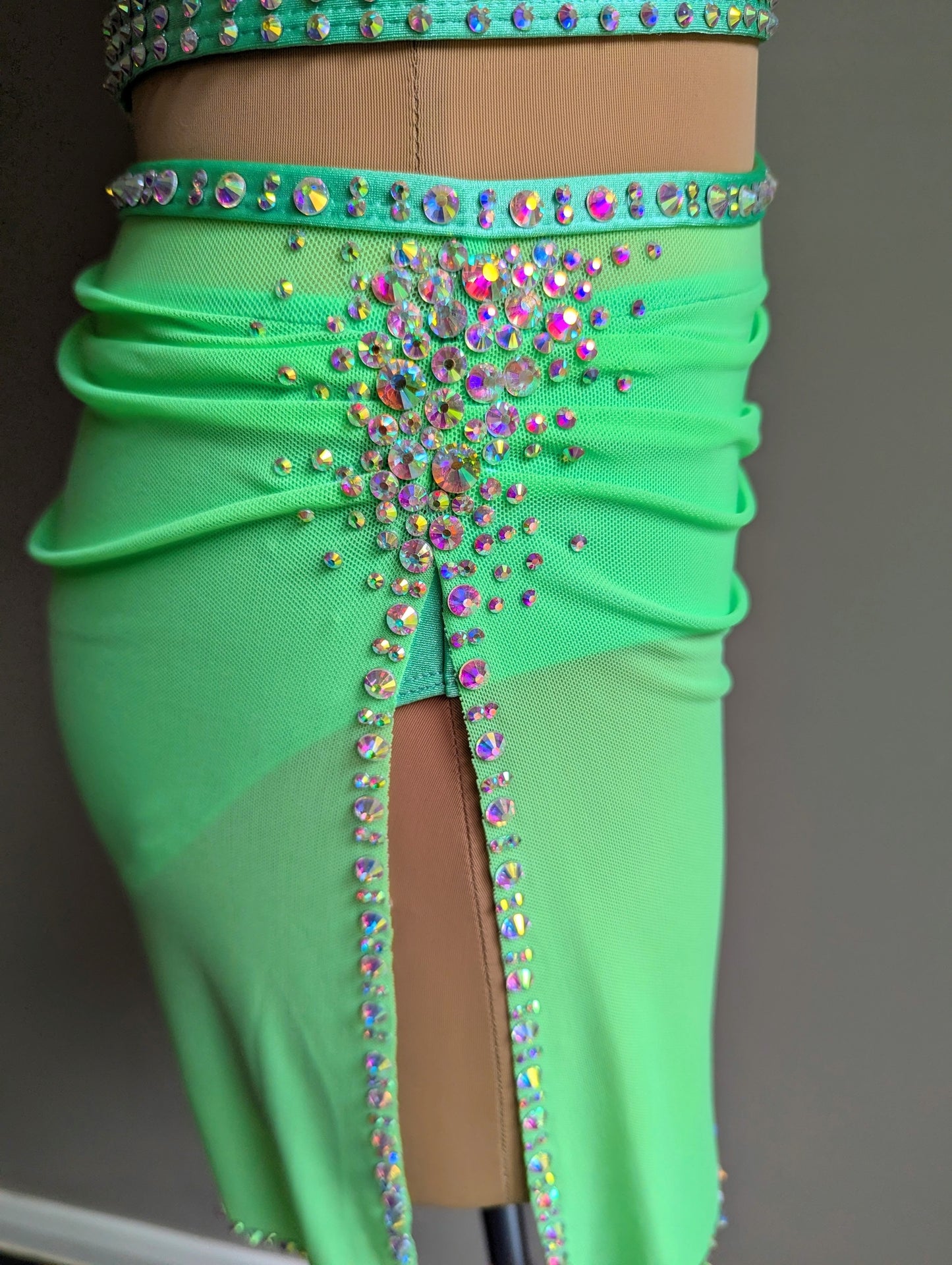 Minty Feels Like Poetry Set - Barely There Dazzling by DMDC 