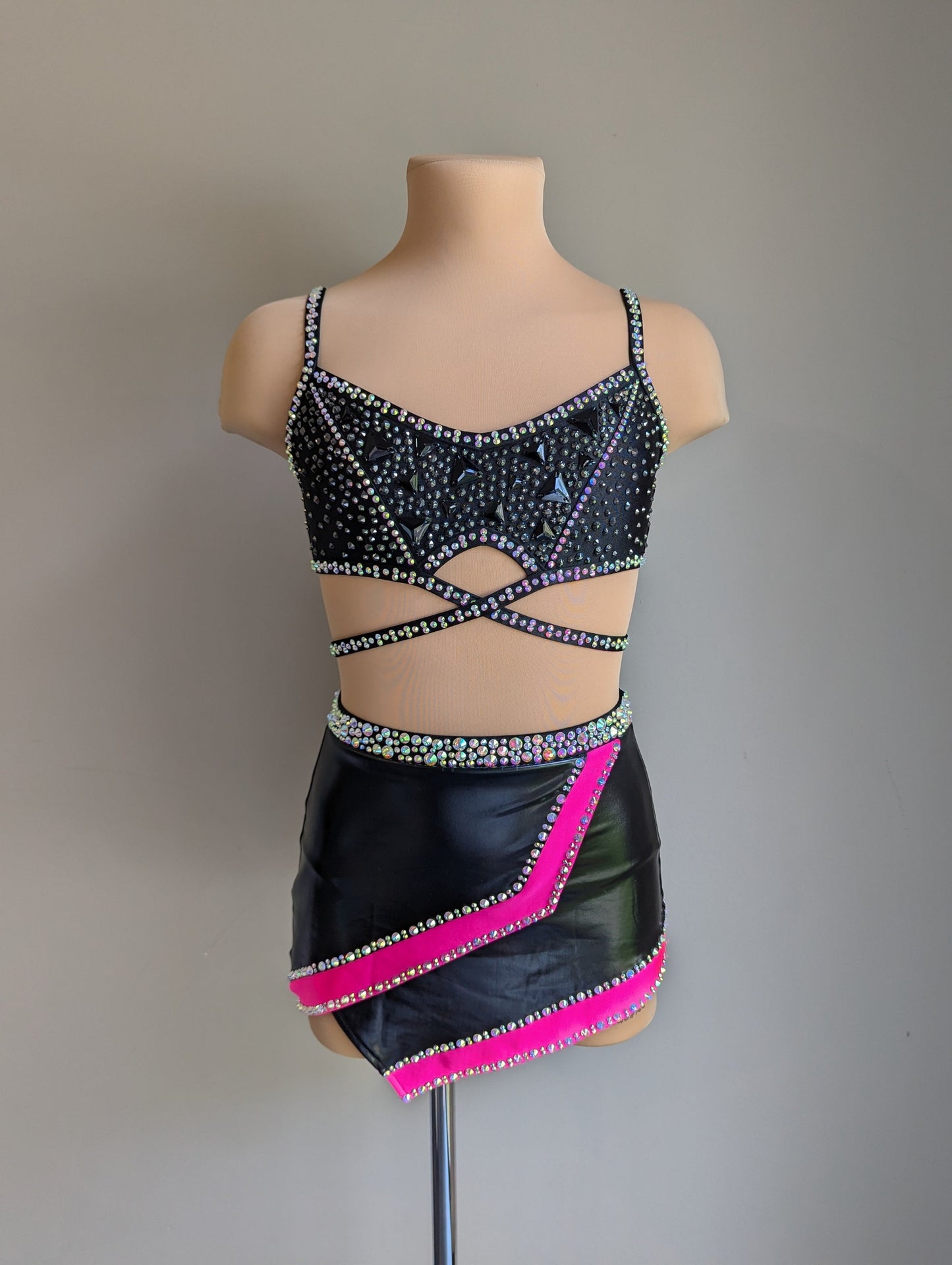 Sassy Skirt & Asha Crop Black - Dazzle Pack 