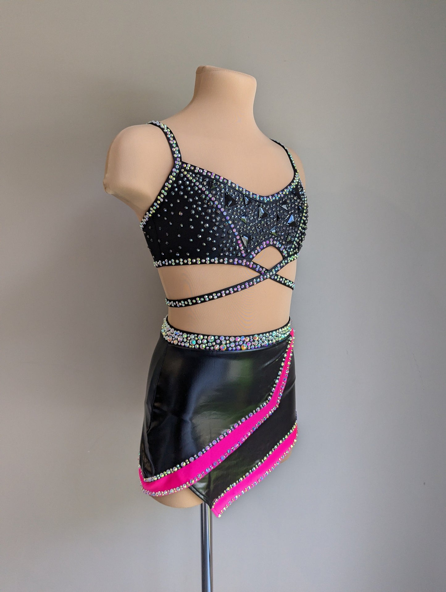 Sassy Skirt & Asha Crop Black - Dazzle Pack 