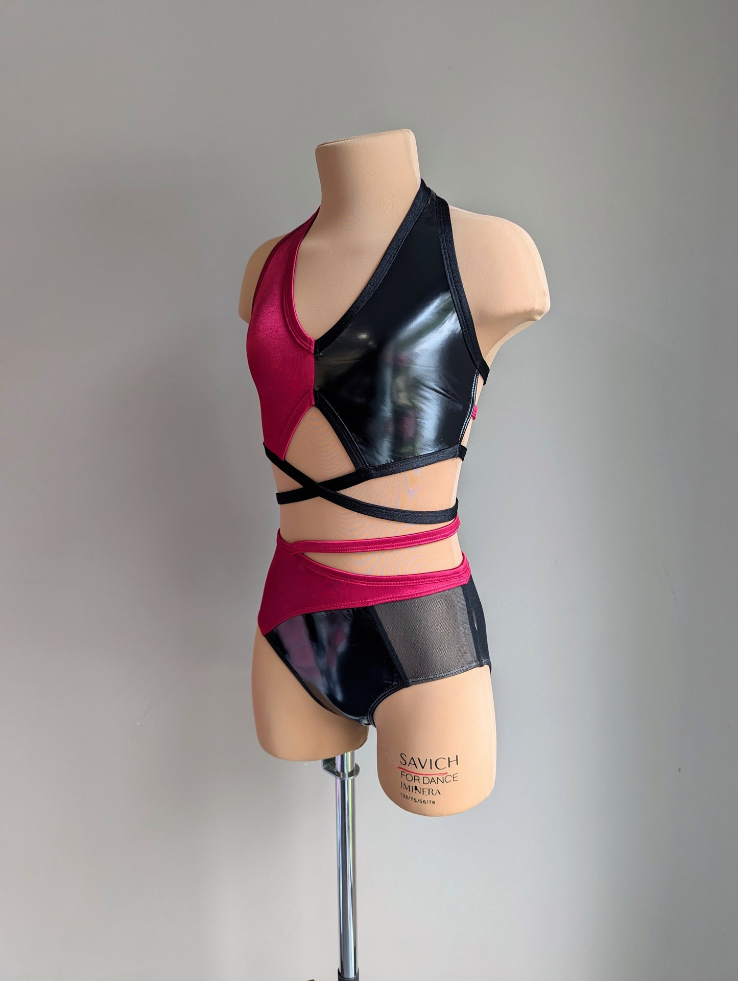 Crimson Liaison - Black PVC & Burgundy Satin 