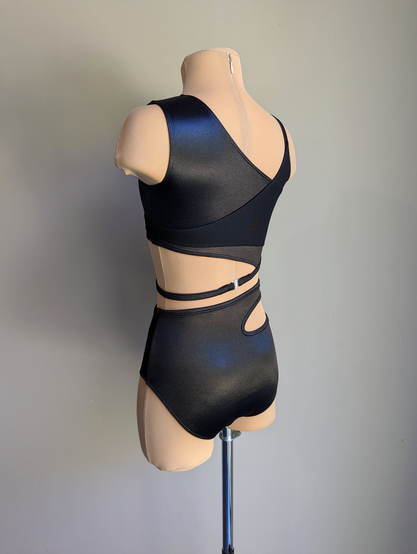 Untameable Set - Black Satin 