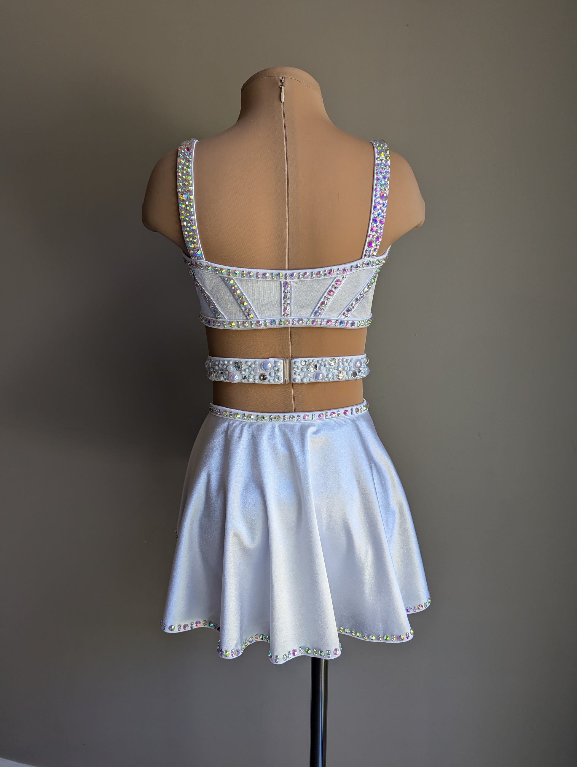 White Whisper - Decorated by DMDC 