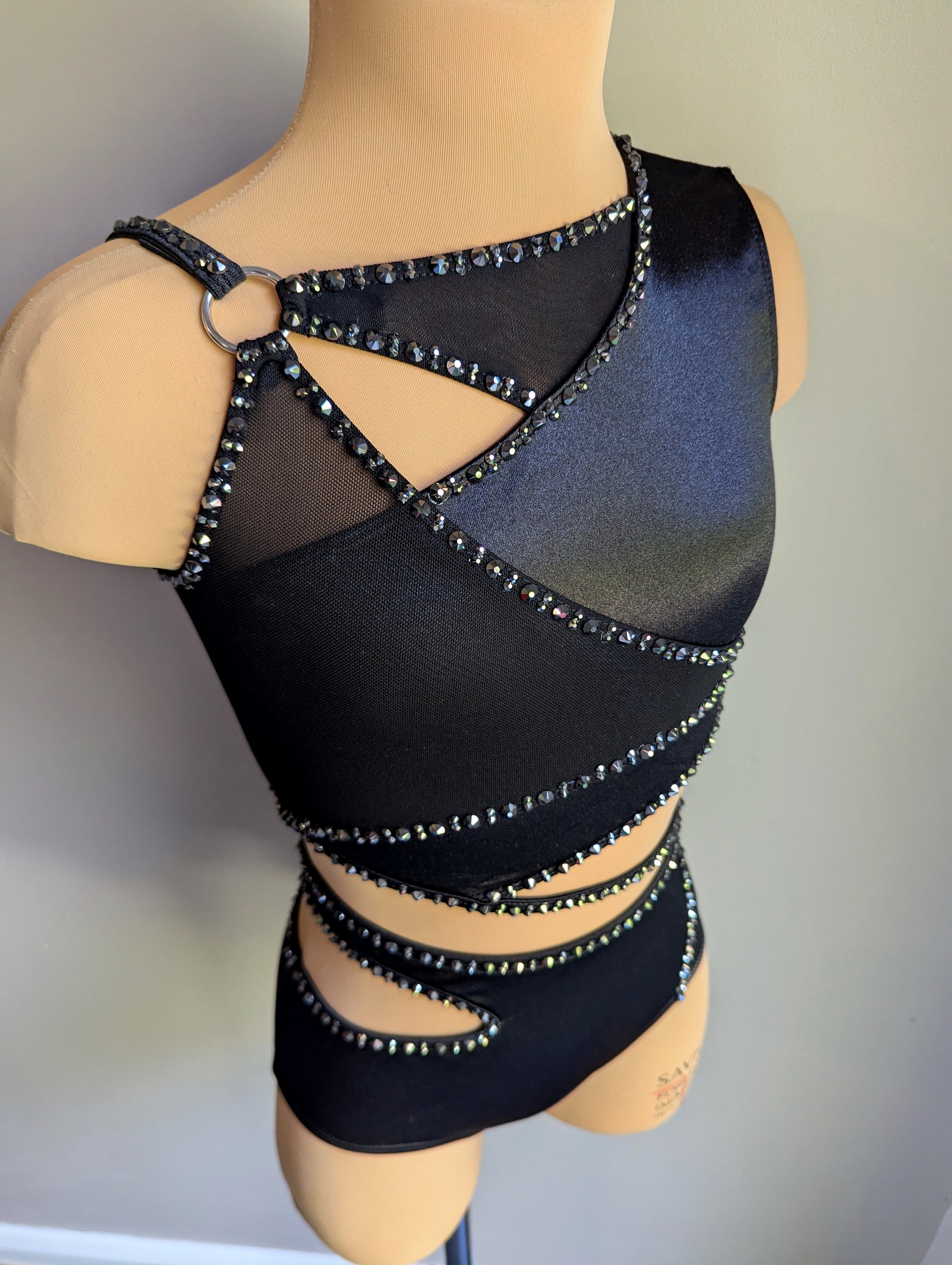 Untameable Barely There Dazzling by DMDC - Jet Black 