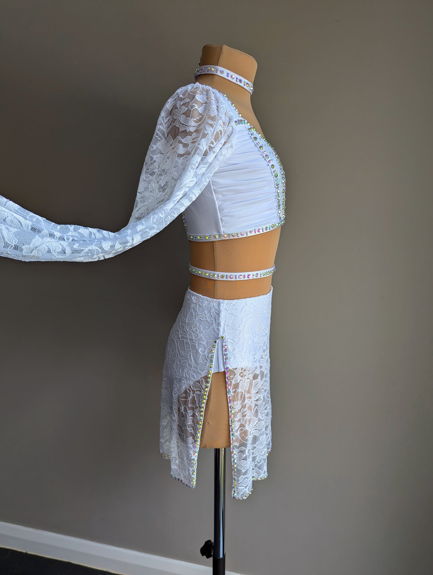 Opaline Set - AB Barely There Dazzling 