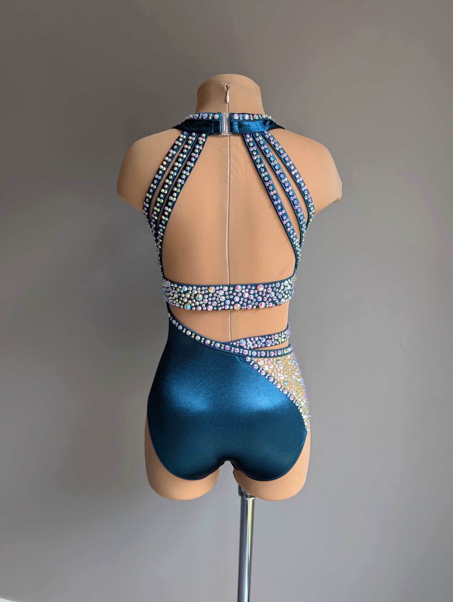 Dark Cyan Rebellion Leo - Dazzle Pack 
