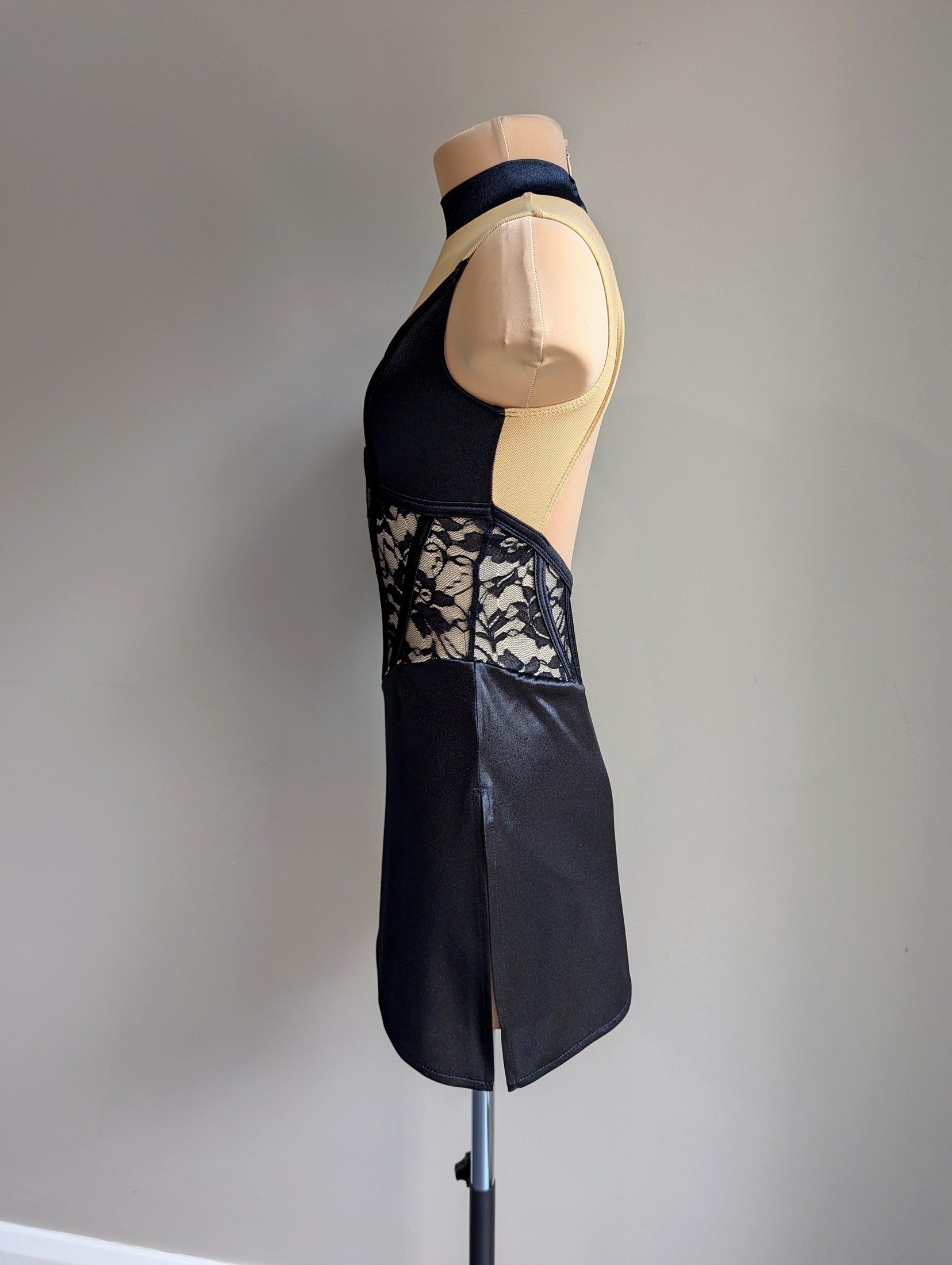 Silken Silence Base - Black Satin & Lace 