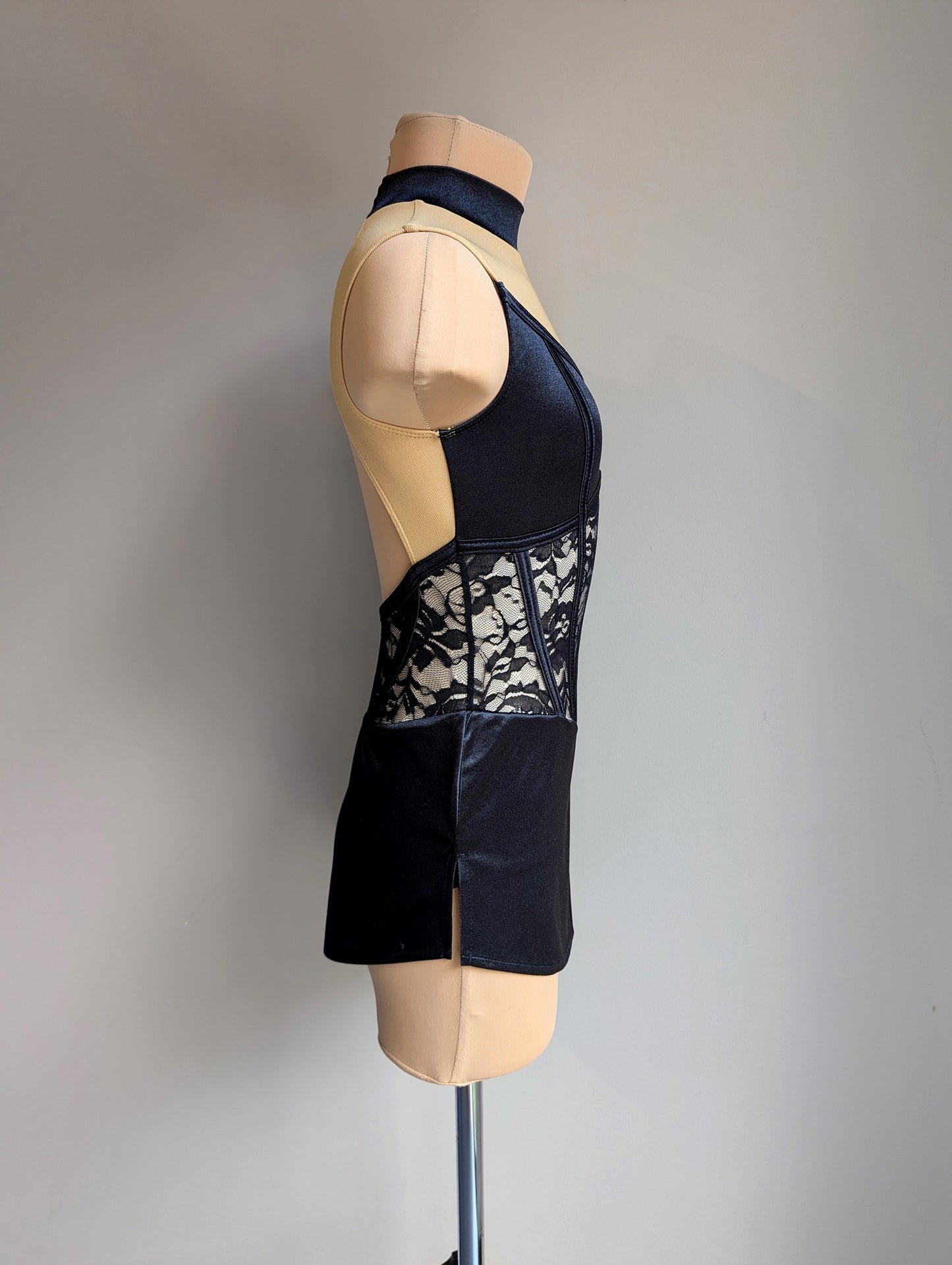 Silken Silence Base - Black Satin & Lace 