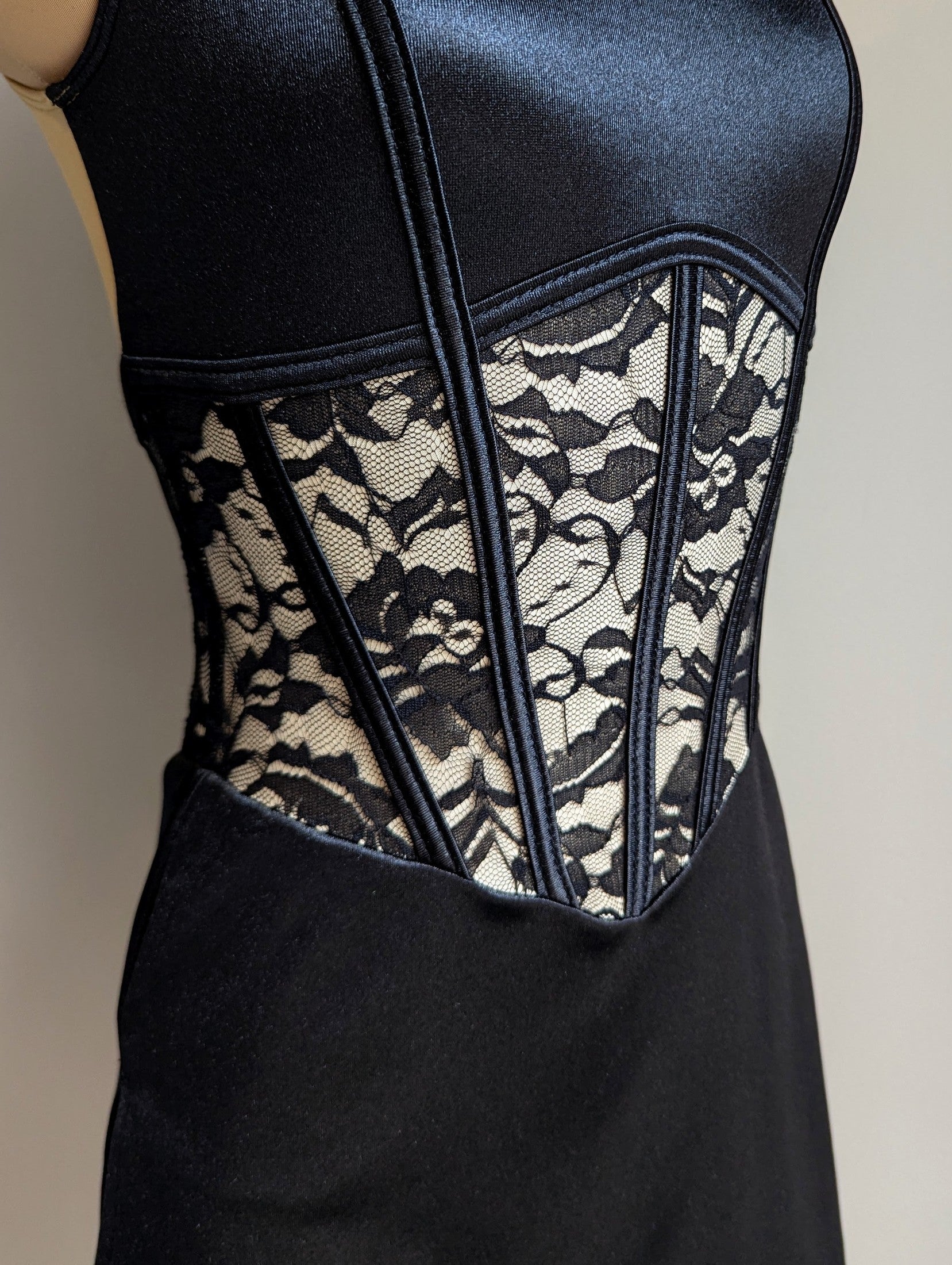 Silken Silence Base - Black Satin & Lace 