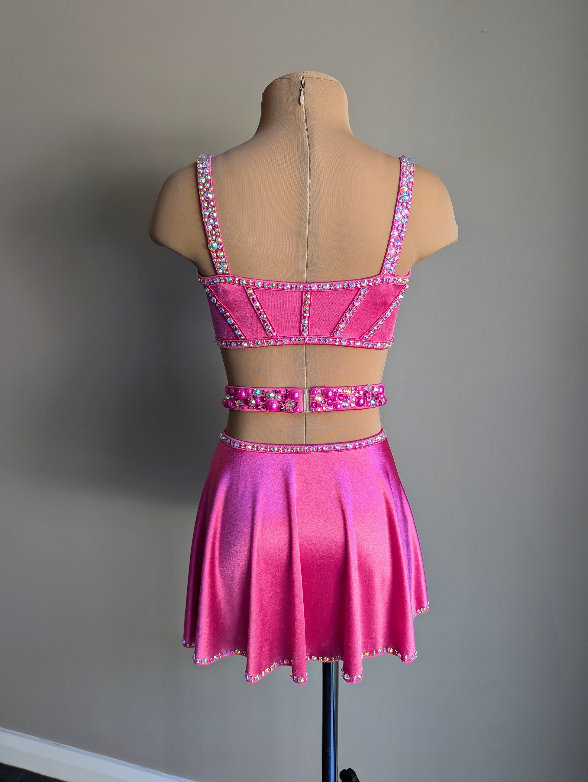 Ready Right Now | Whisper- Strawberry Satin 