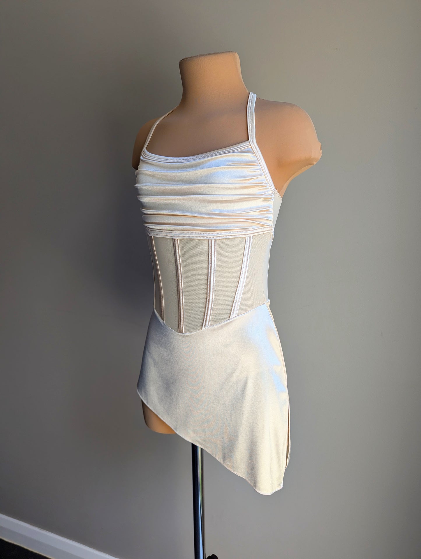 Angelina 2.0 Base - Ivory Satin