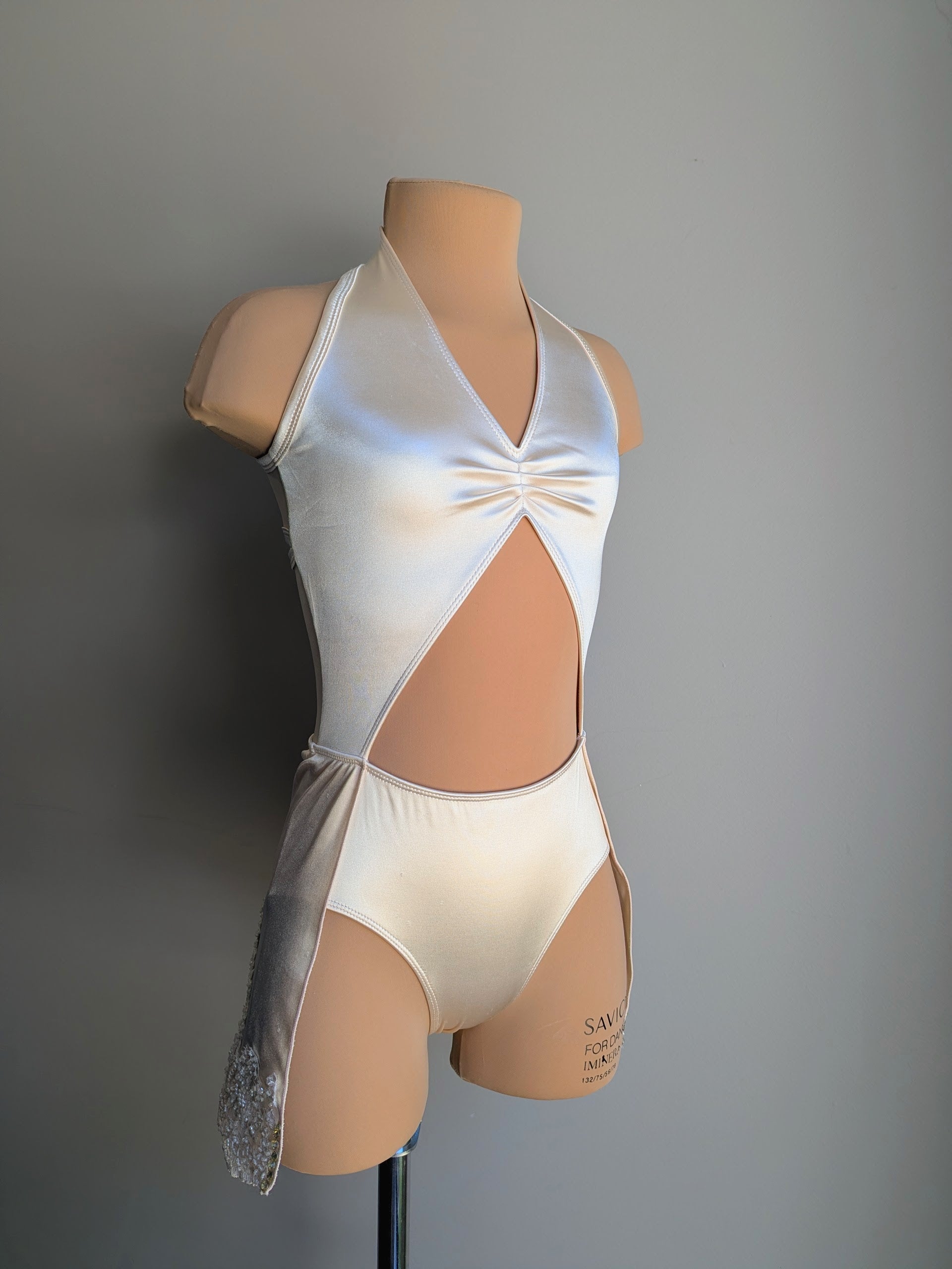 Promise Leo - Ivory Satin 