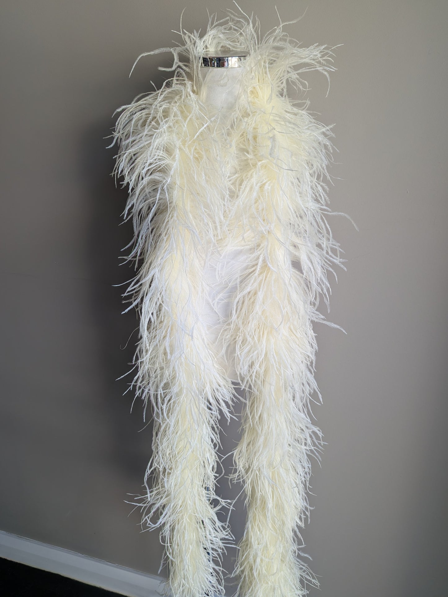 Ostrich Feather Boa 6ply - Ivory
