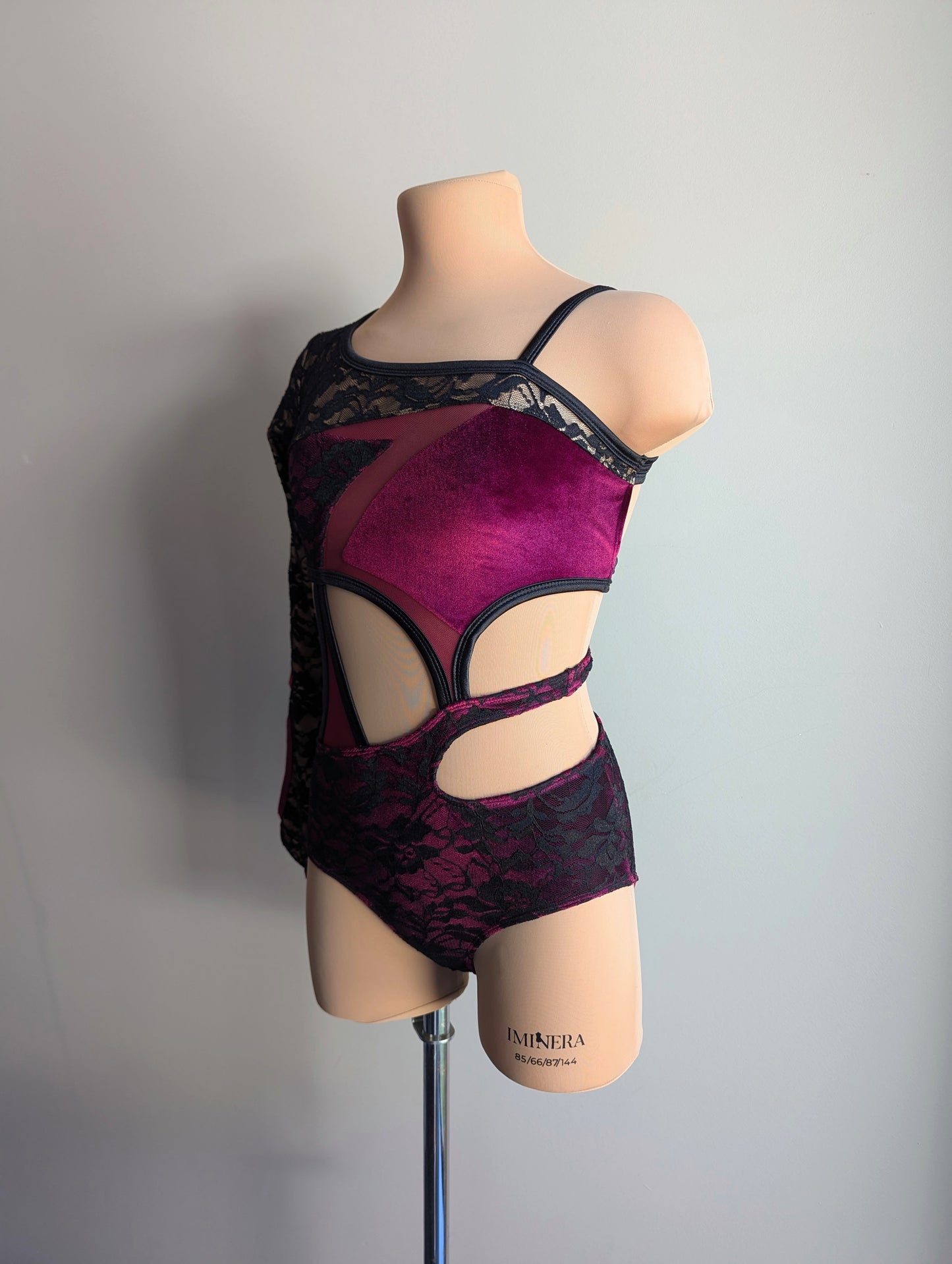 Shadow Leo - Burgundy Velvet & Black Lace