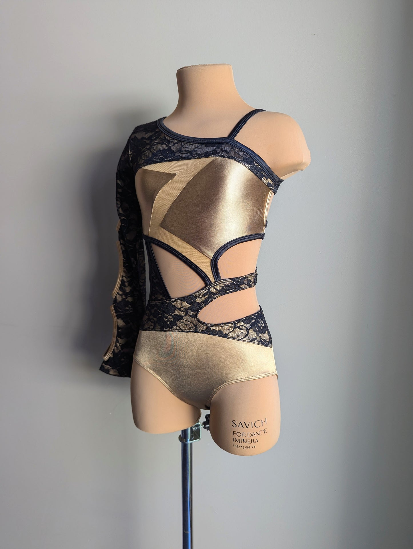 Shadow Leo - Bronze Satin & Black Lace