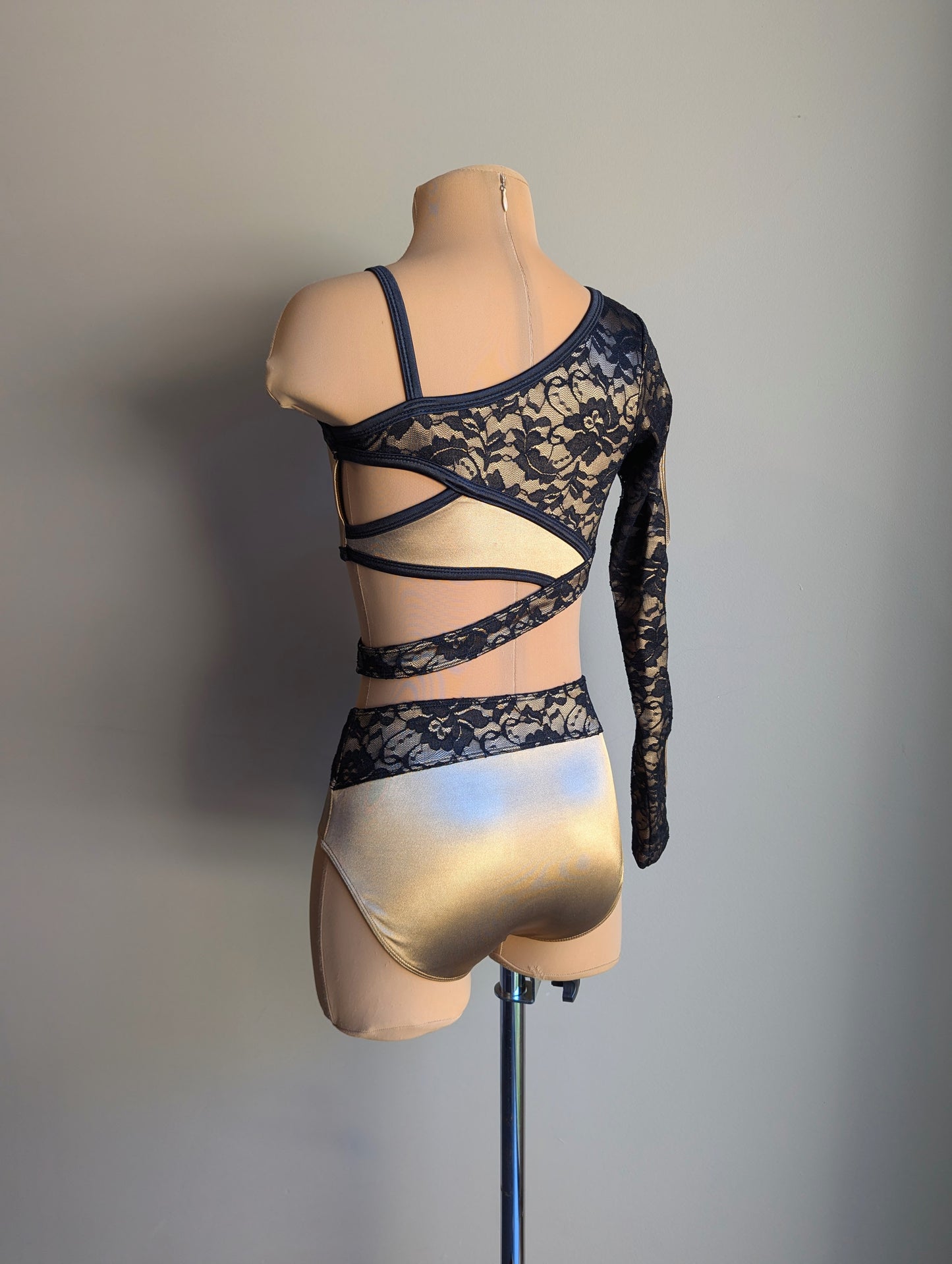 Shadow Leo - Bronze Satin & Black Lace