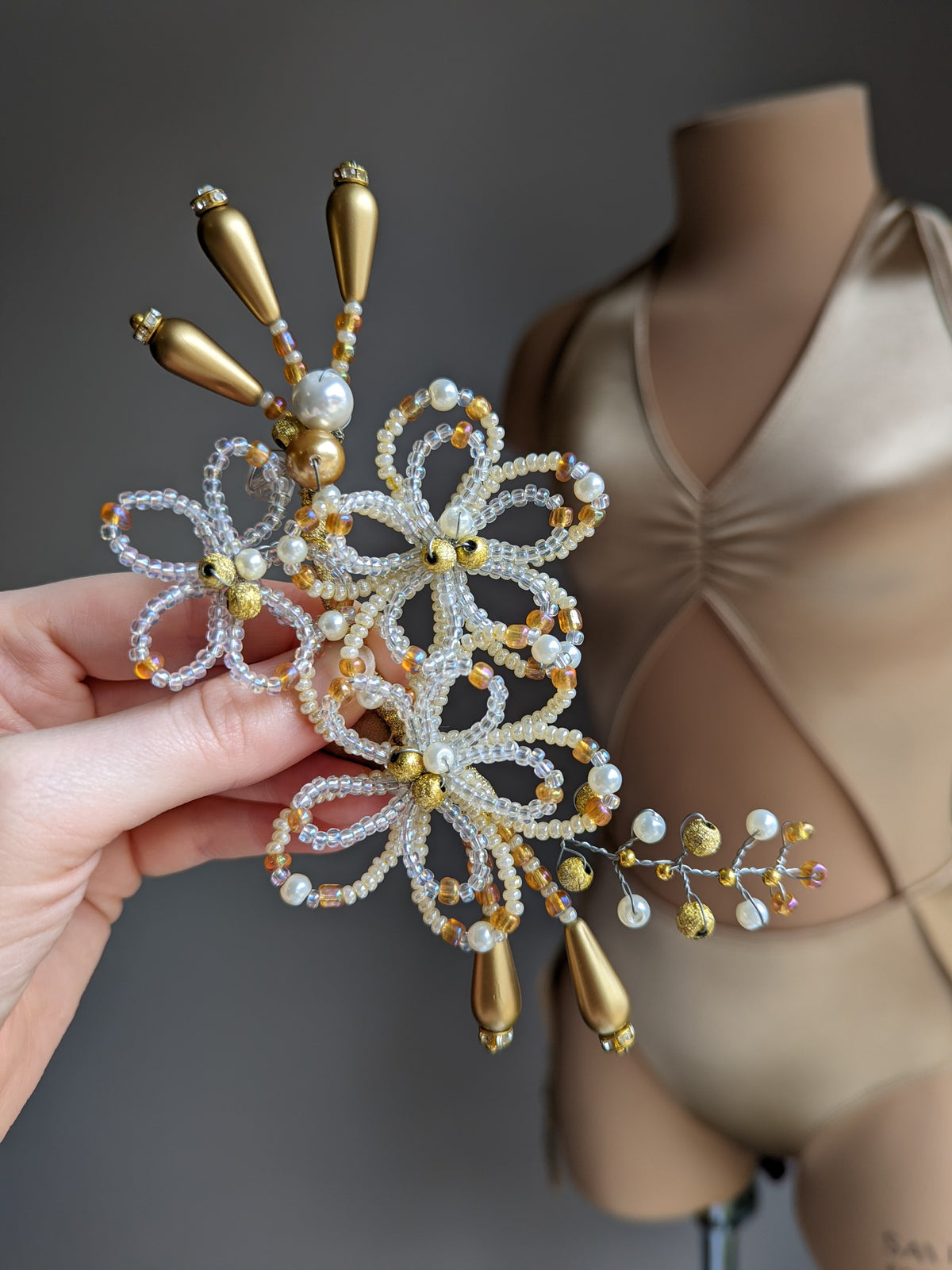 Headpiece - Ivory & Gold 