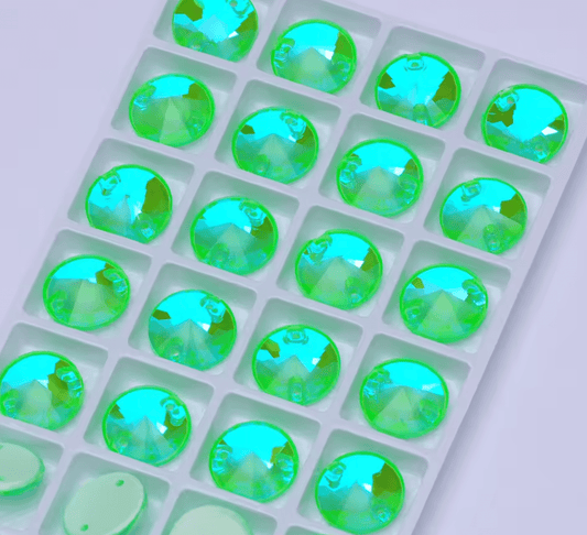 Green Delite Rivoli - Glass Rhinestones & Flatbacks