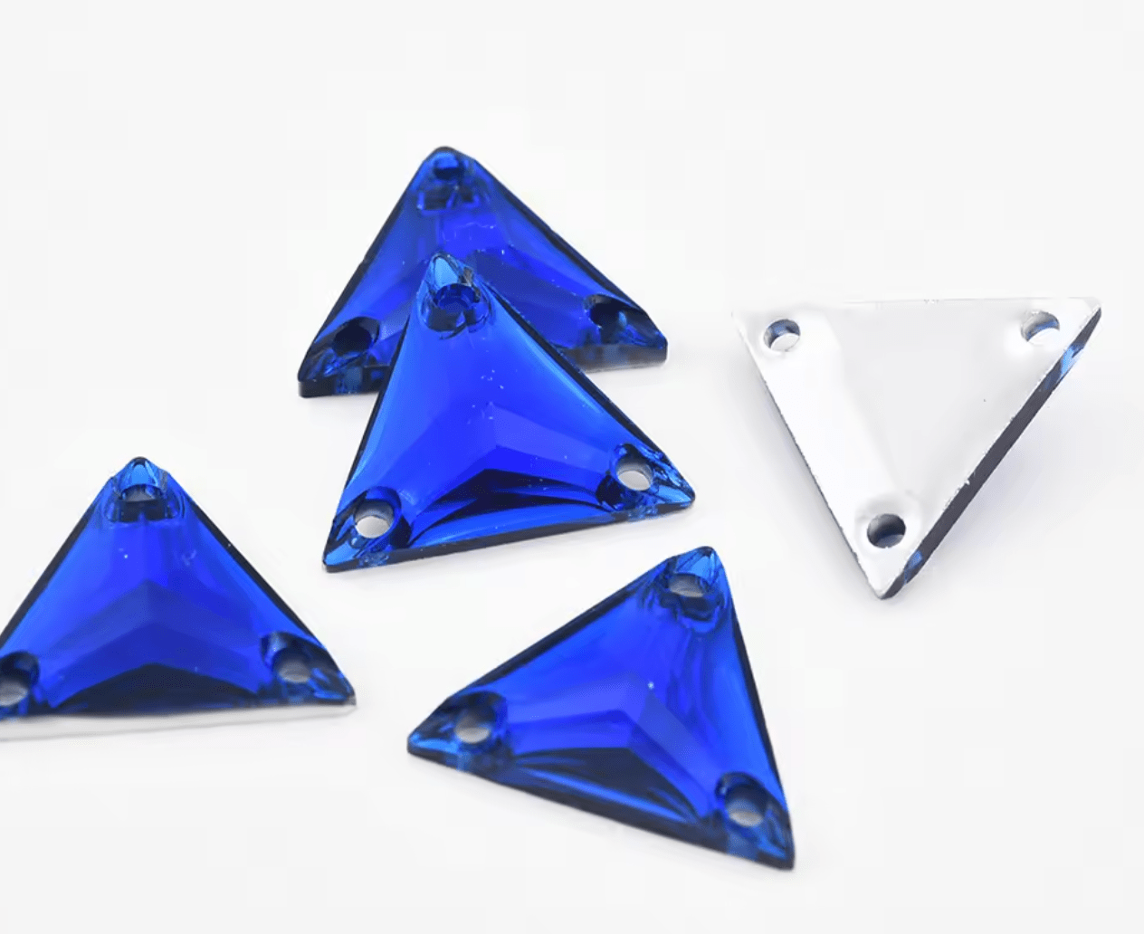 Sapphire Resin Triangles Rhinestones & Flatbacks