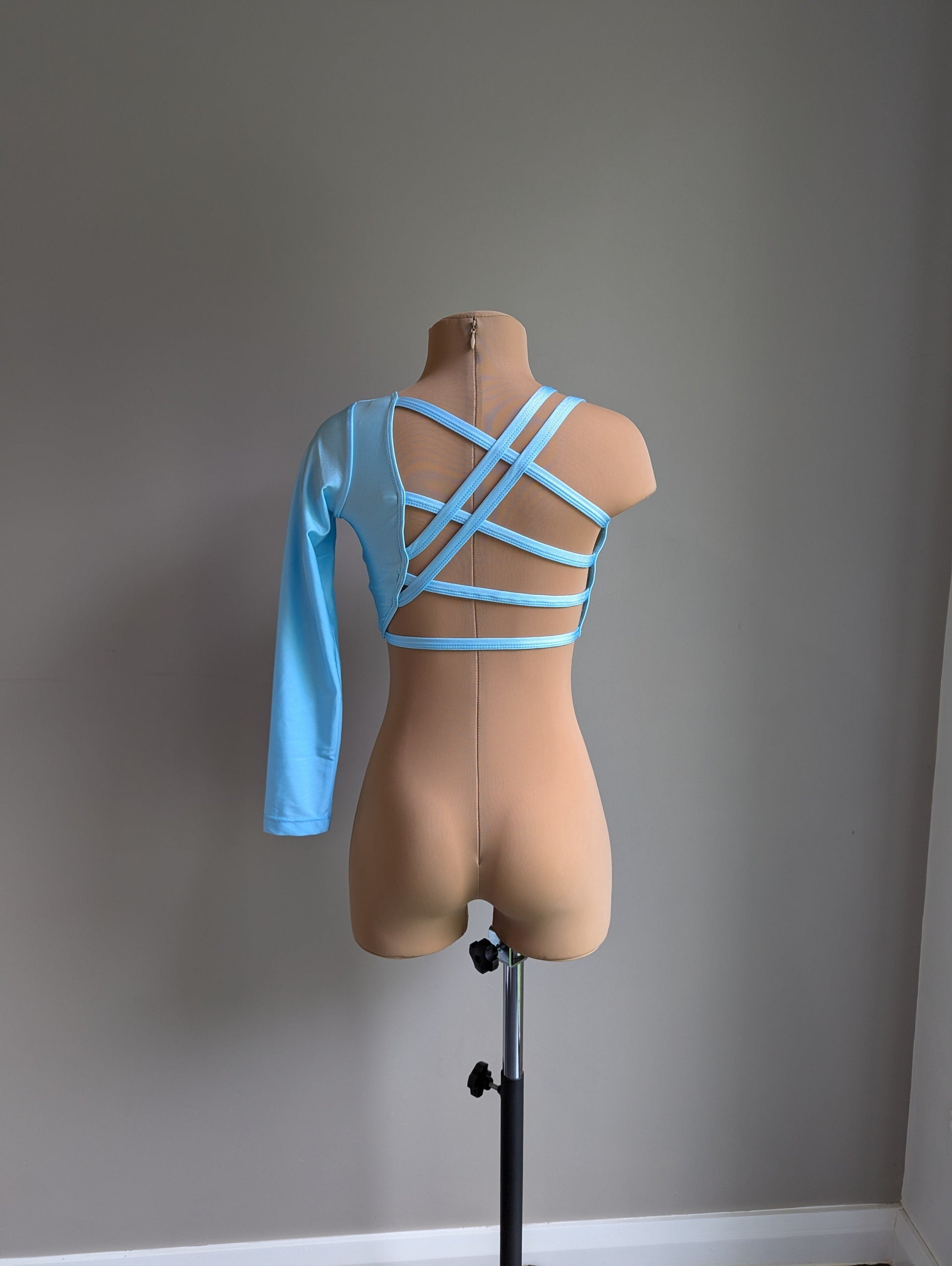 Amily Crop 2.0 - Sky Blue - Dazzle Me Dancewear