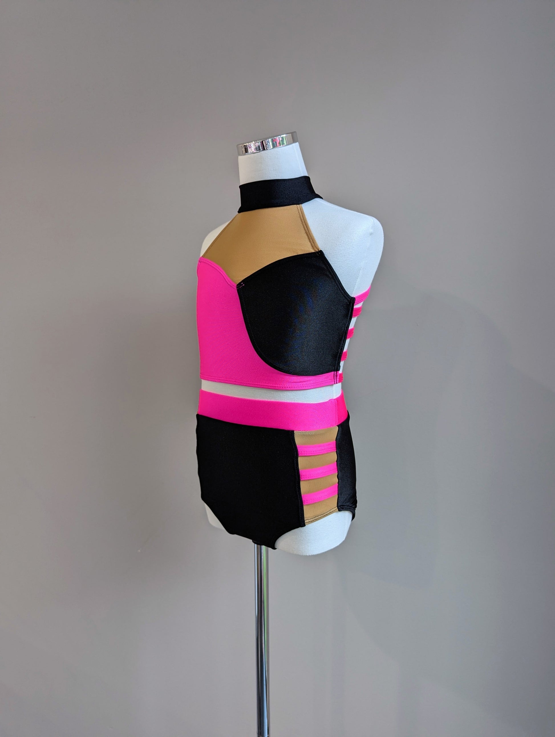 Noelle Crop - Black & Pink - Dazzle Me Dancewear