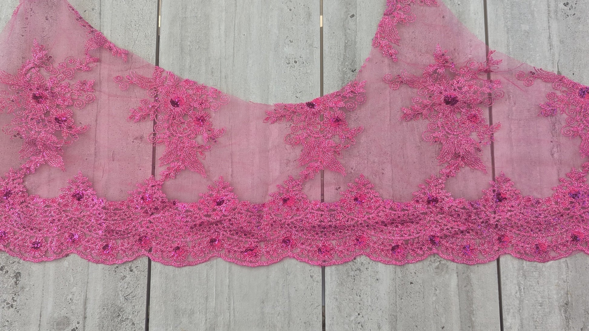 Pink Border Lace Trim - Lot - Dazzle Me Dancewear