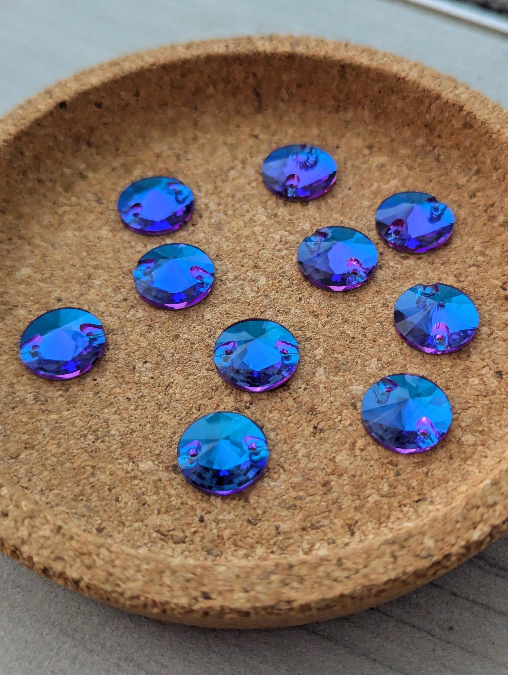 1000 Vintage Glass Rivoli Rhinestones – Assorted Colors & Sizes SS6-SS28 – Unfoiled Pointed Back