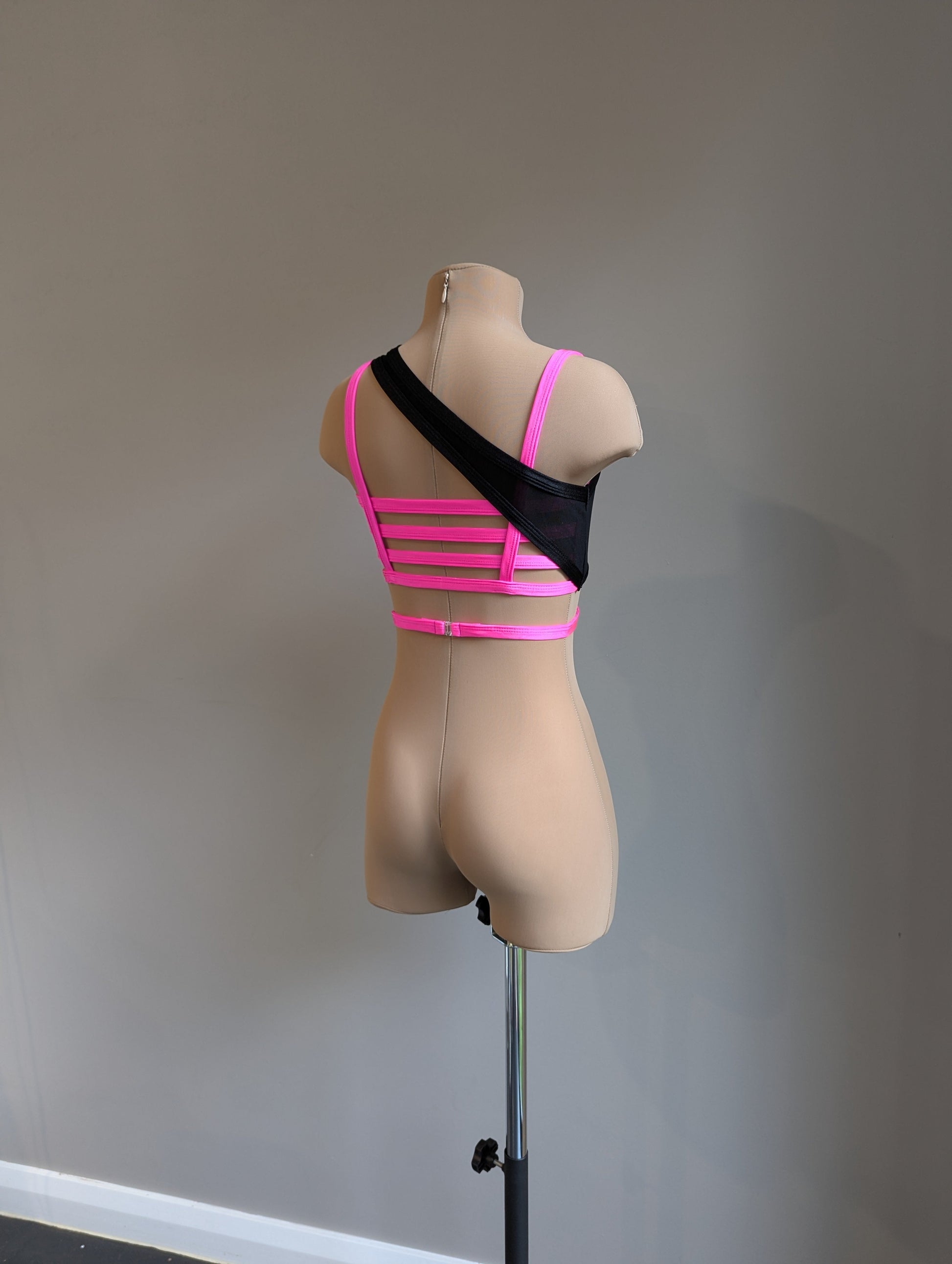 Sassy Side Crop - Pink & Black - Dazzle Me Dancewear