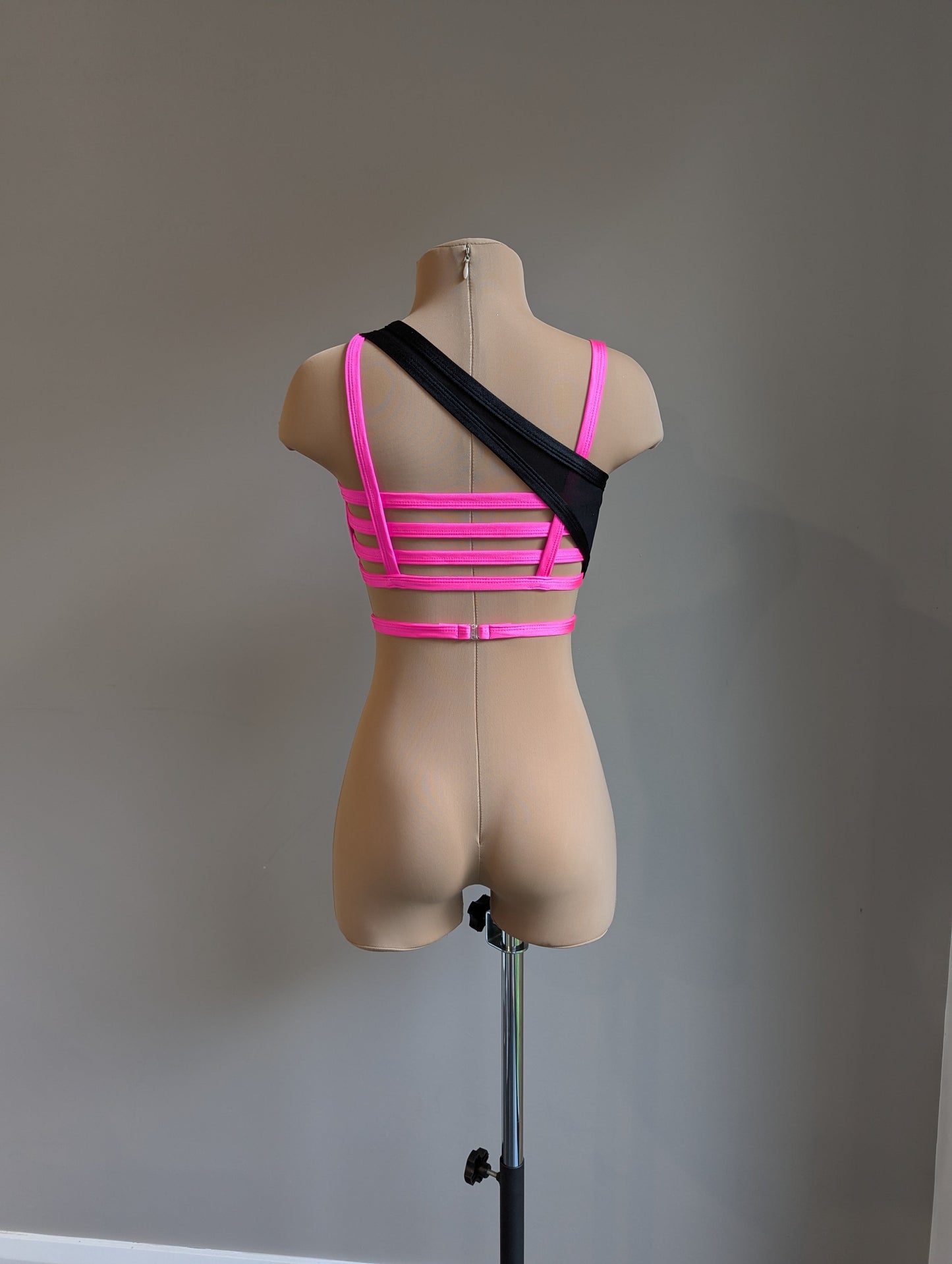 Sassy Side Crop - Pink & Black - Dazzle Me Dancewear